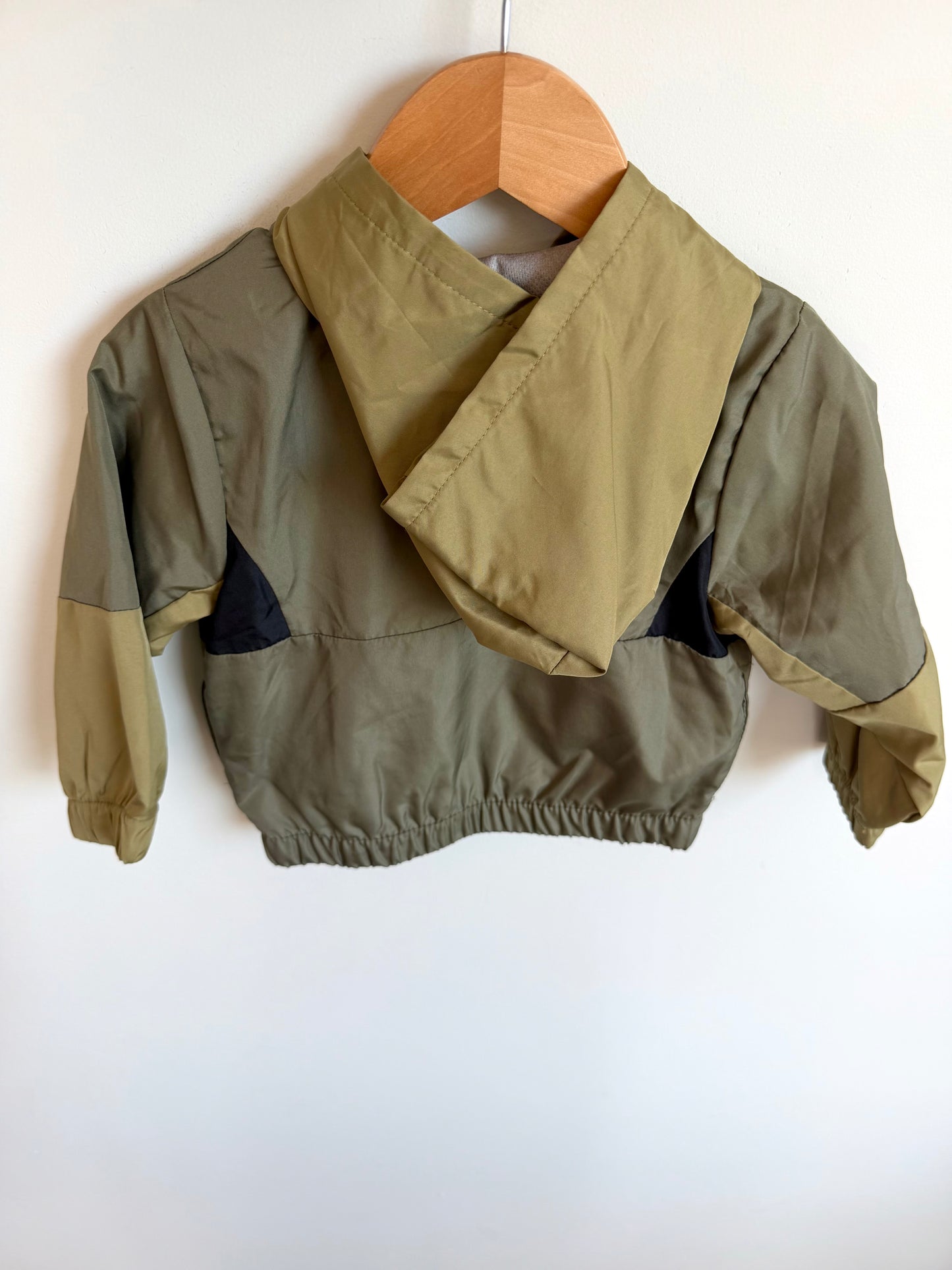 Body Glove Olive Windbreaker / 18m