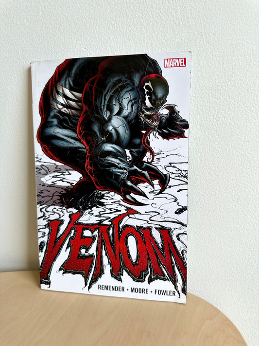 Venom Comic Book / 8+