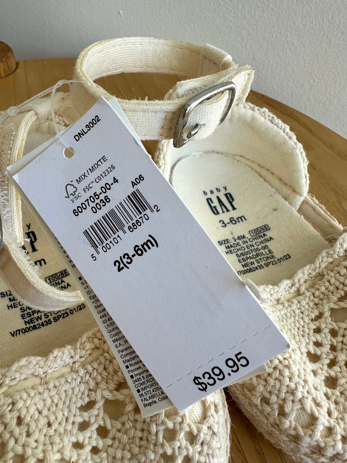 Gap Cream Crochet Sandals (With Tags) / 3-6m