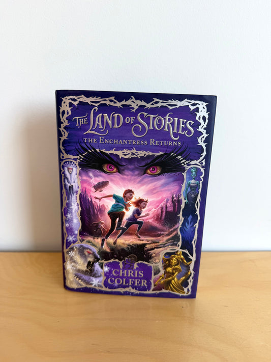 The Land of the Stories: The Enchantress Returns Book / 8-12 years (No Shipping)