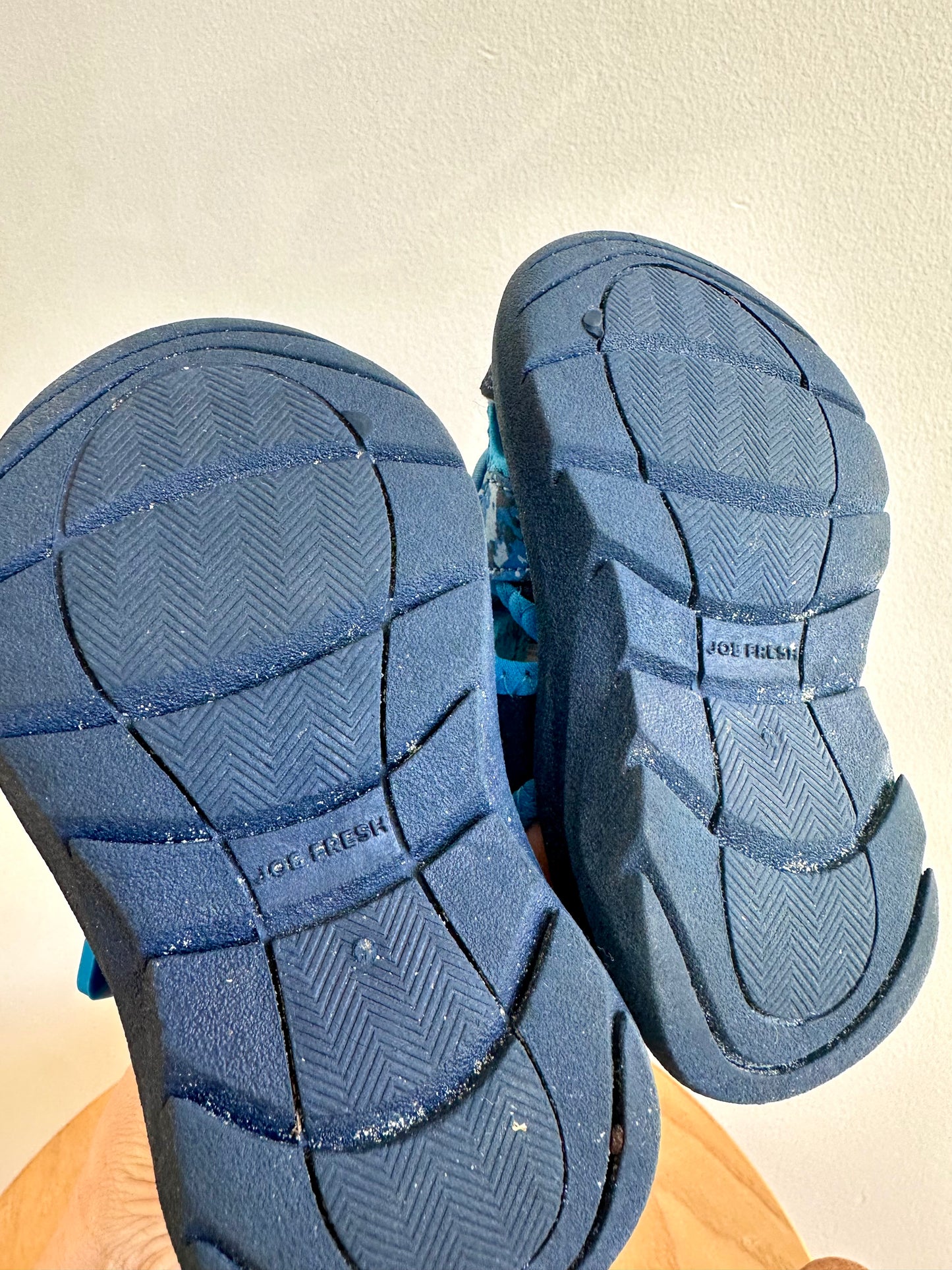 Blue Velcro Sandals / Size 4 Toddler