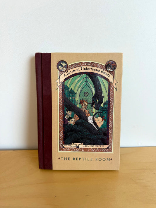 The Reptile Room (A Series of Unfortunate Events) Hardcover Book / 8-12 years