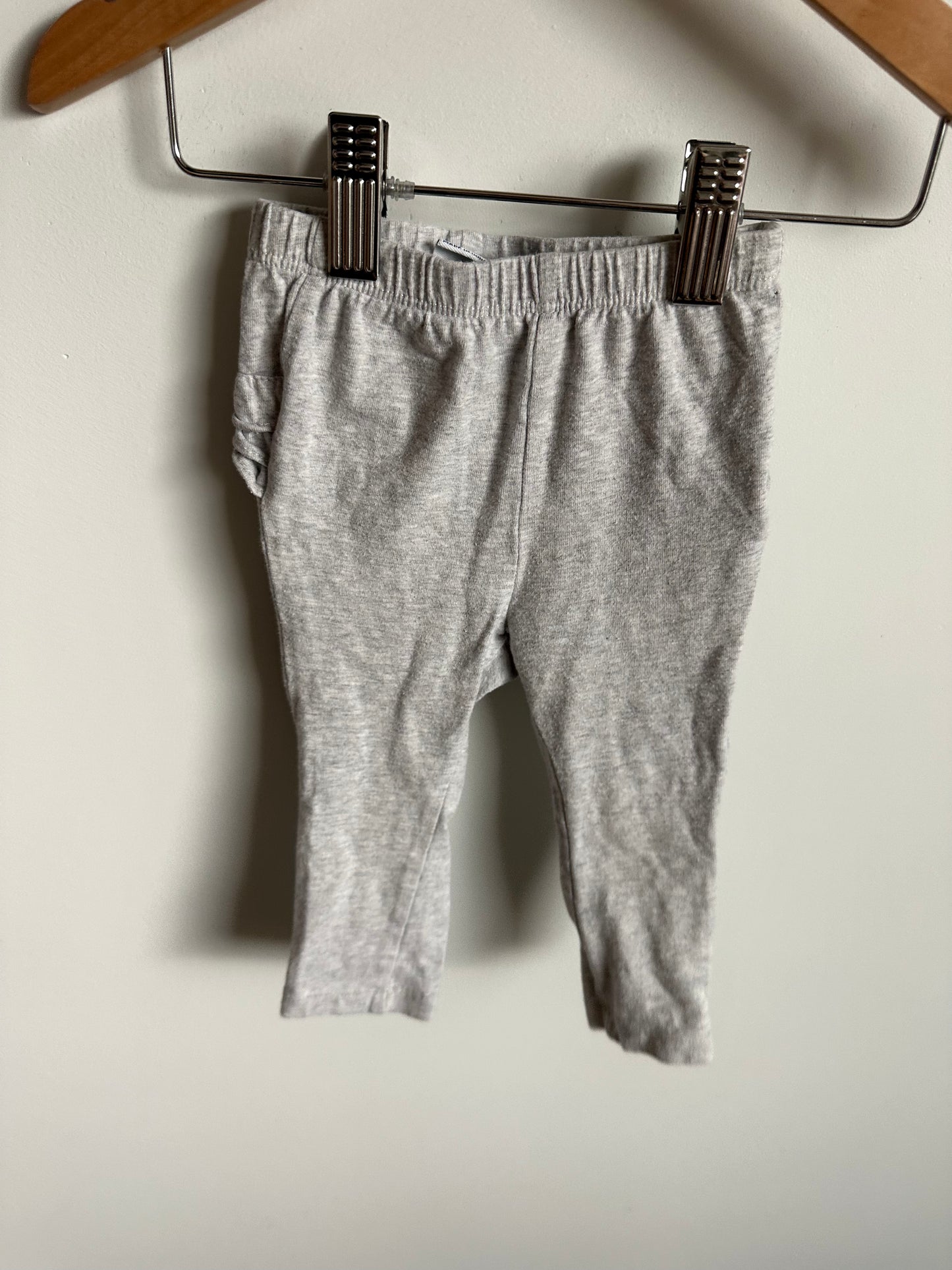 Grey Ruffle Bottom Leggings / 12m