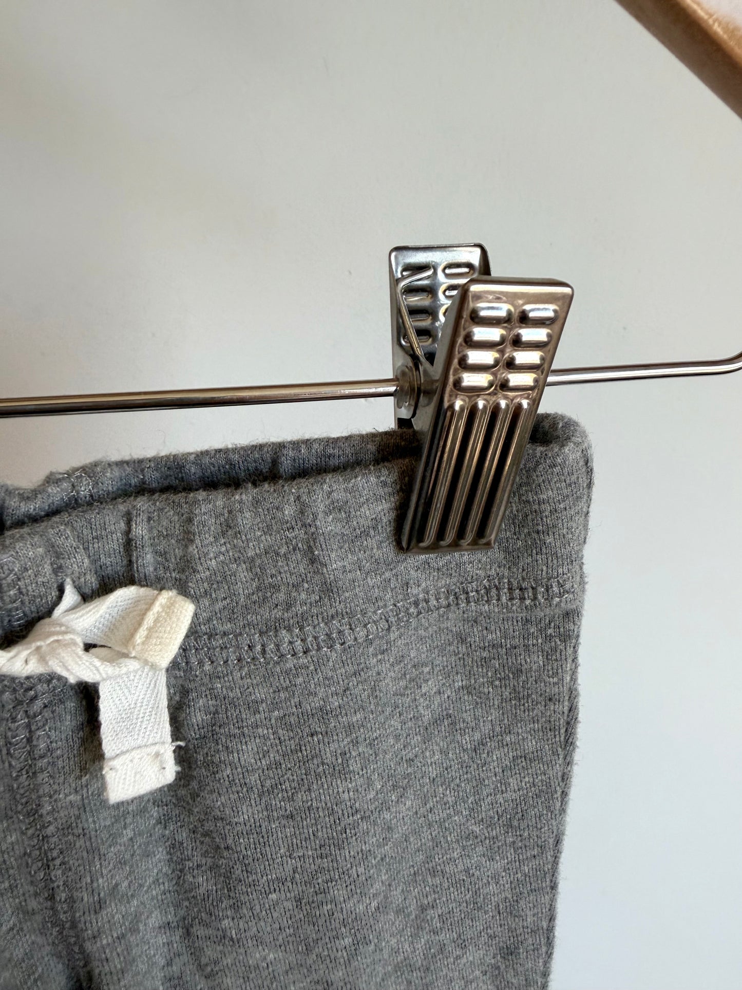Grey Tapered Pants / 3m