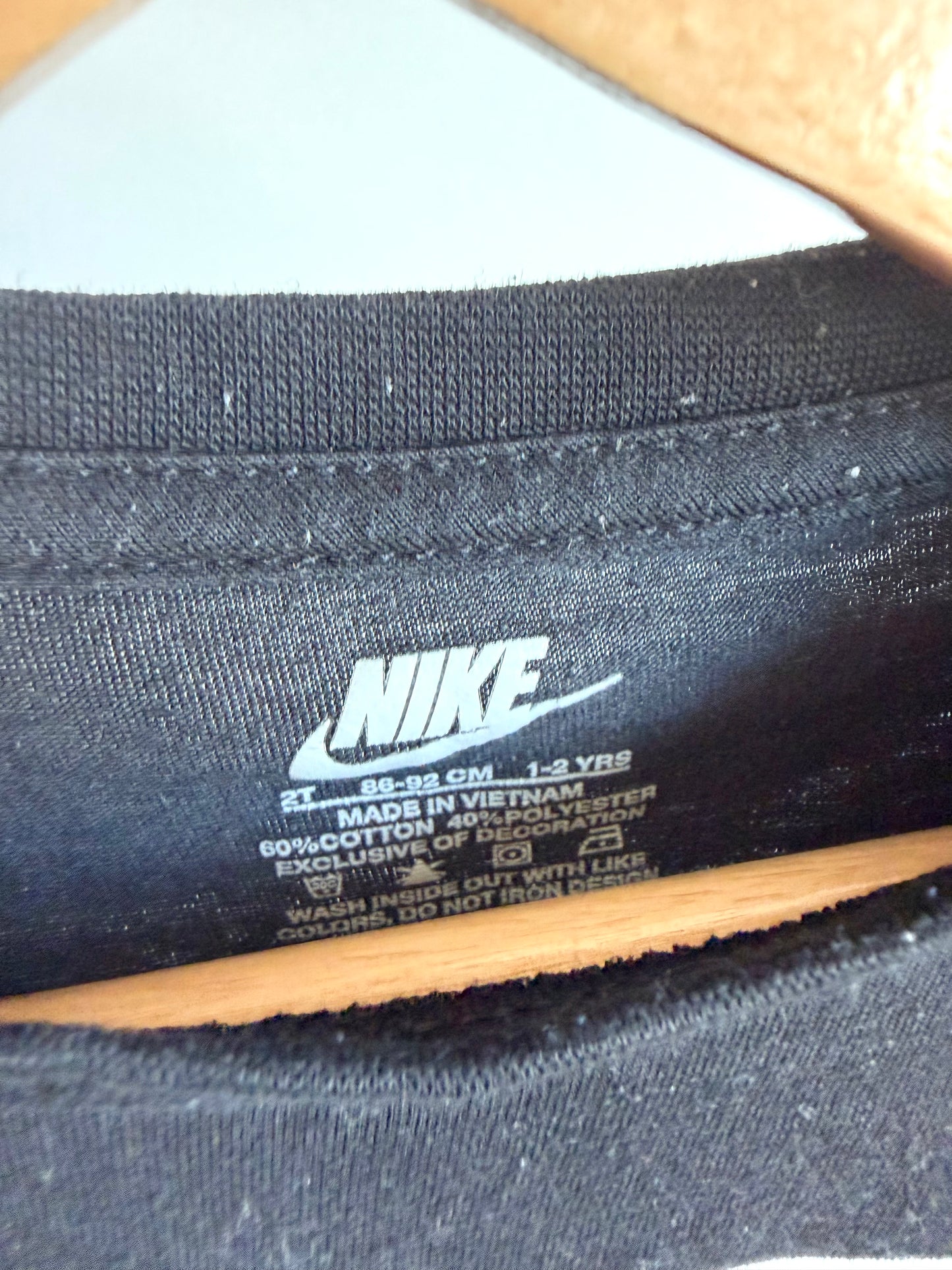 Nike Logo Black T-Shirt / 18-24m