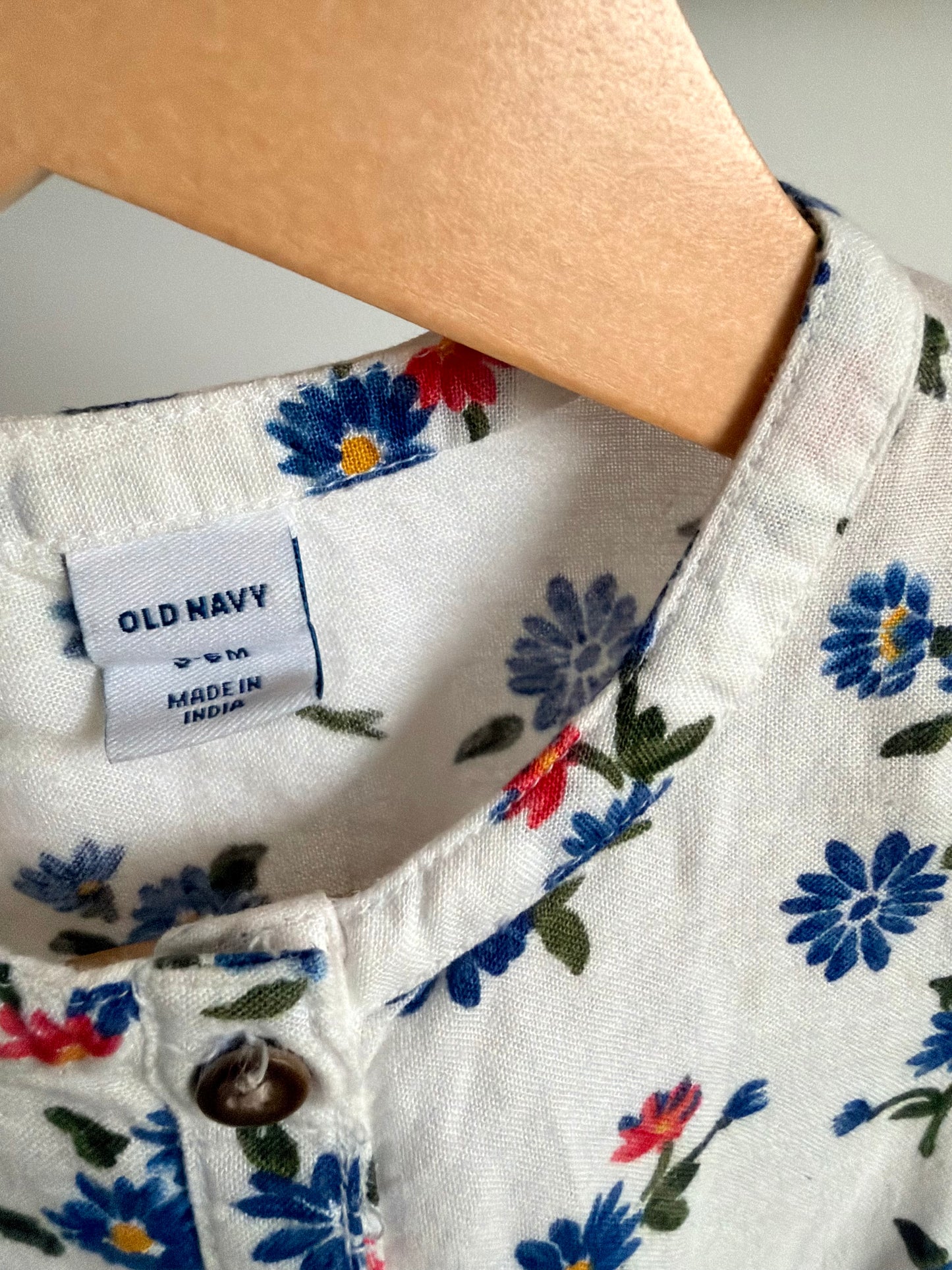 White Floral Button Jumpsuit / 3-6m