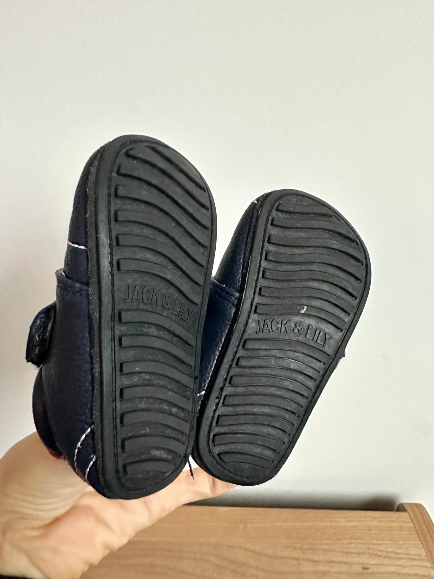 Racecar Shoes / 12-18m