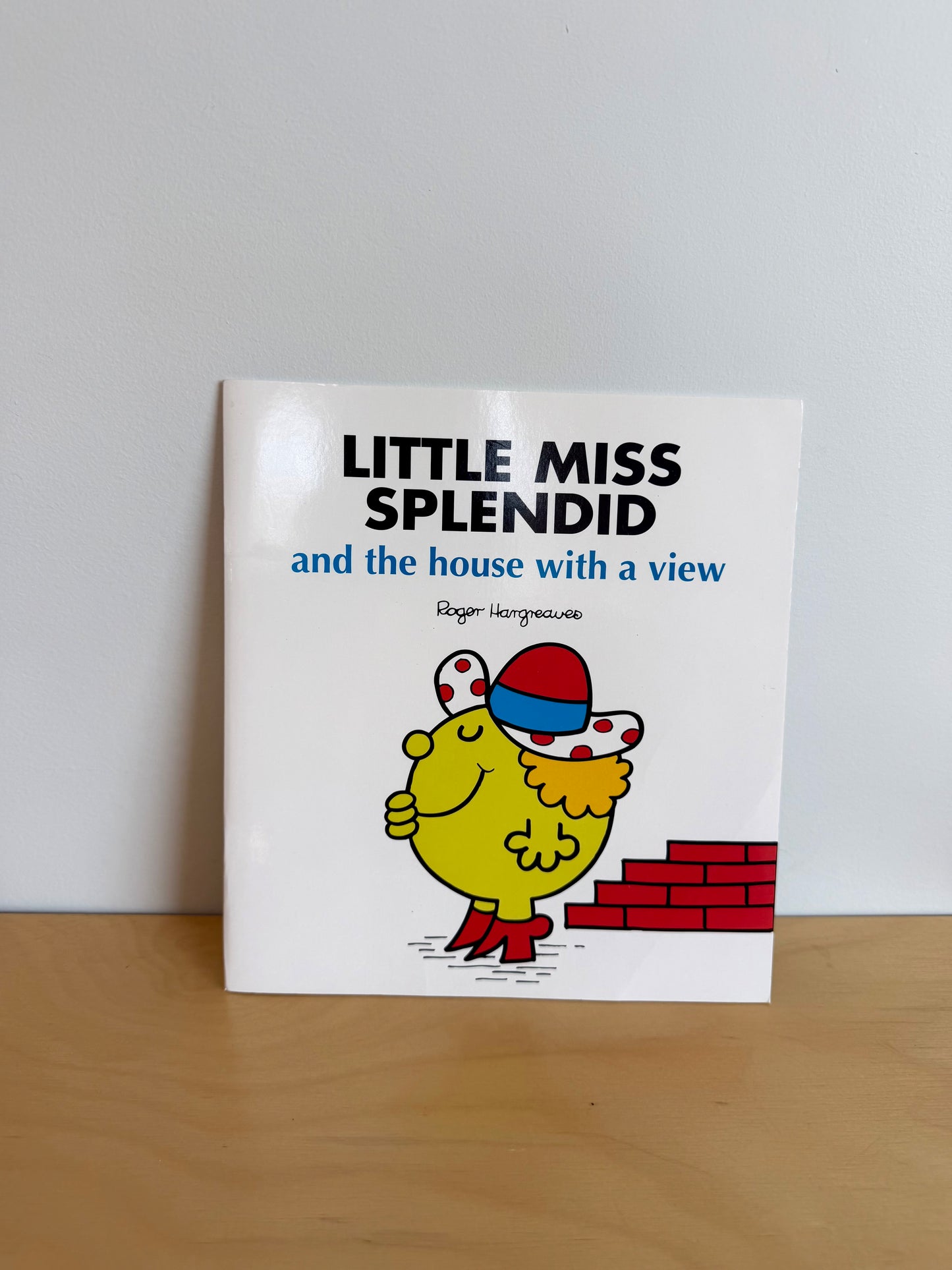 Little Miss Splendid Book / 3-7 years