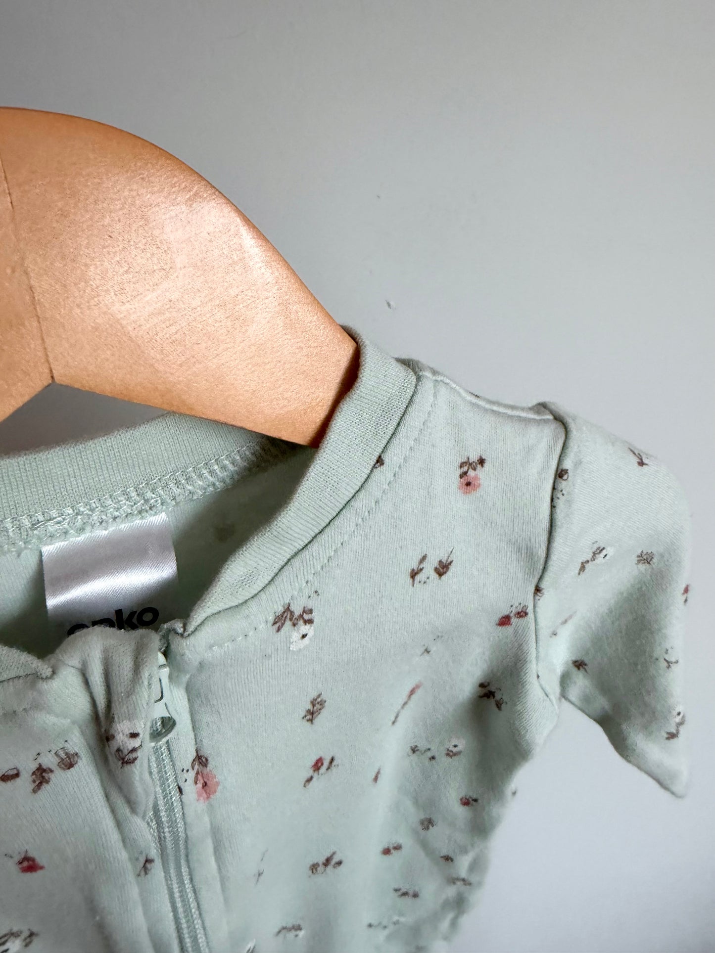 Dusty Blue Floral Sleeper / 3-6m