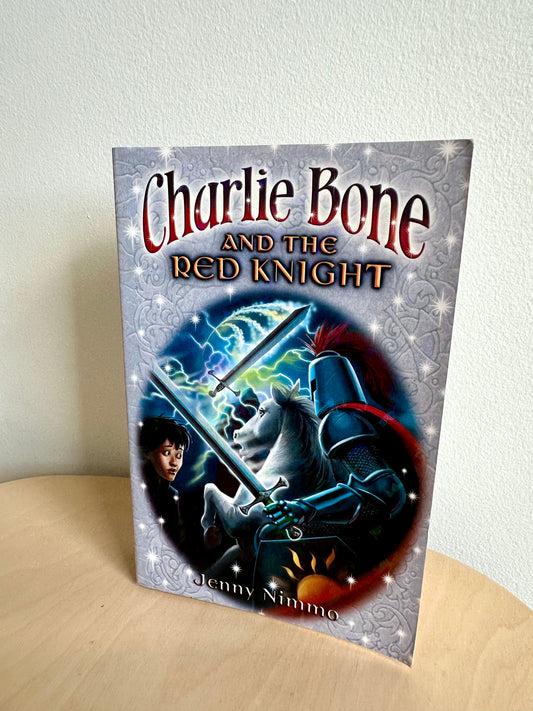 Charlie Bone - The Red Knight Softcover / 8-12 years