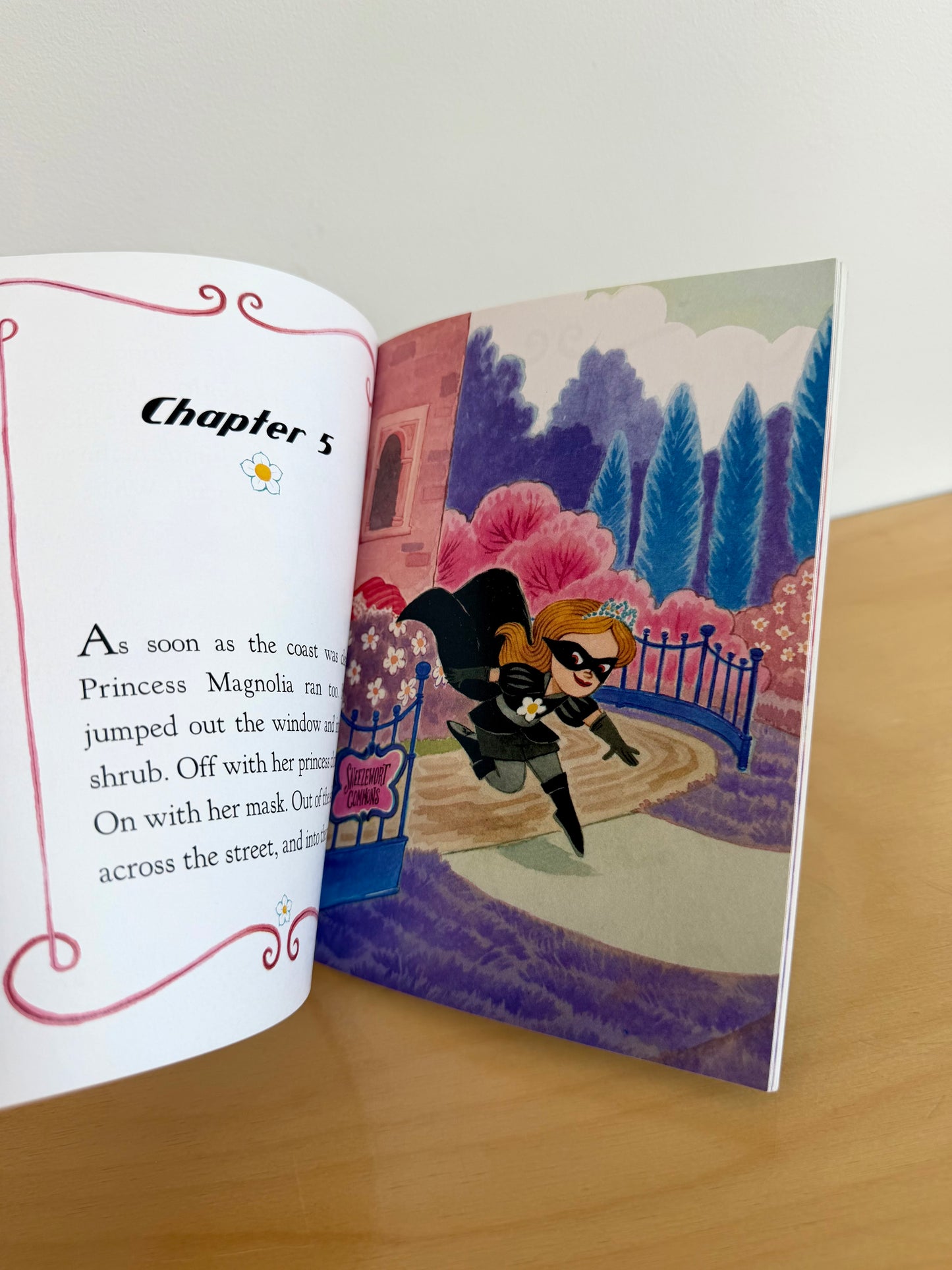 The Princess In Black and the Mysterious Playdate Book / 4-8 years