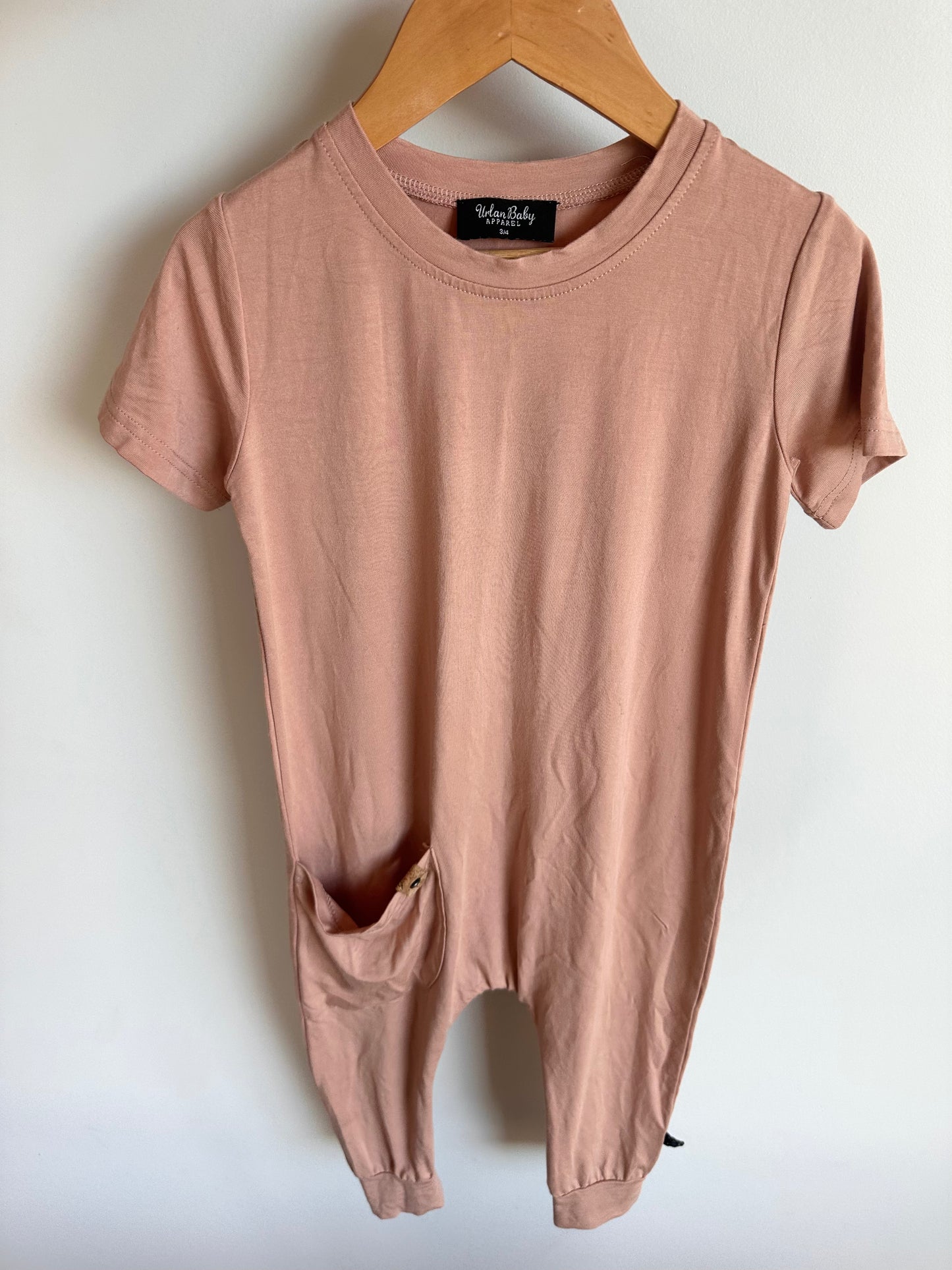 Blush Urban Baby T-shirt Jumpsuit- with pocket marker / 3-4 years