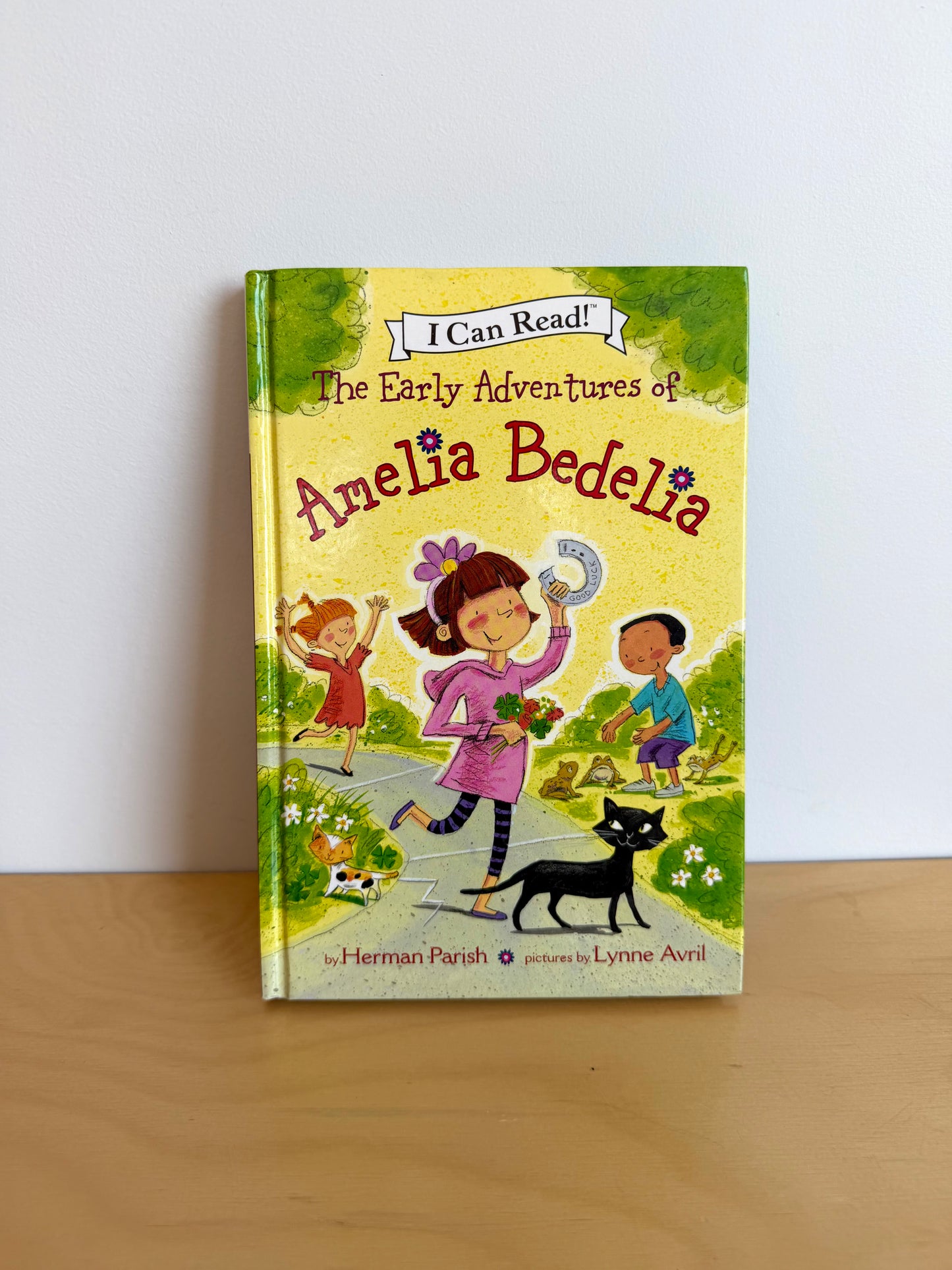 The Early Adventures of Amelia Bedelia Book / 3-7 years (No Shipping)