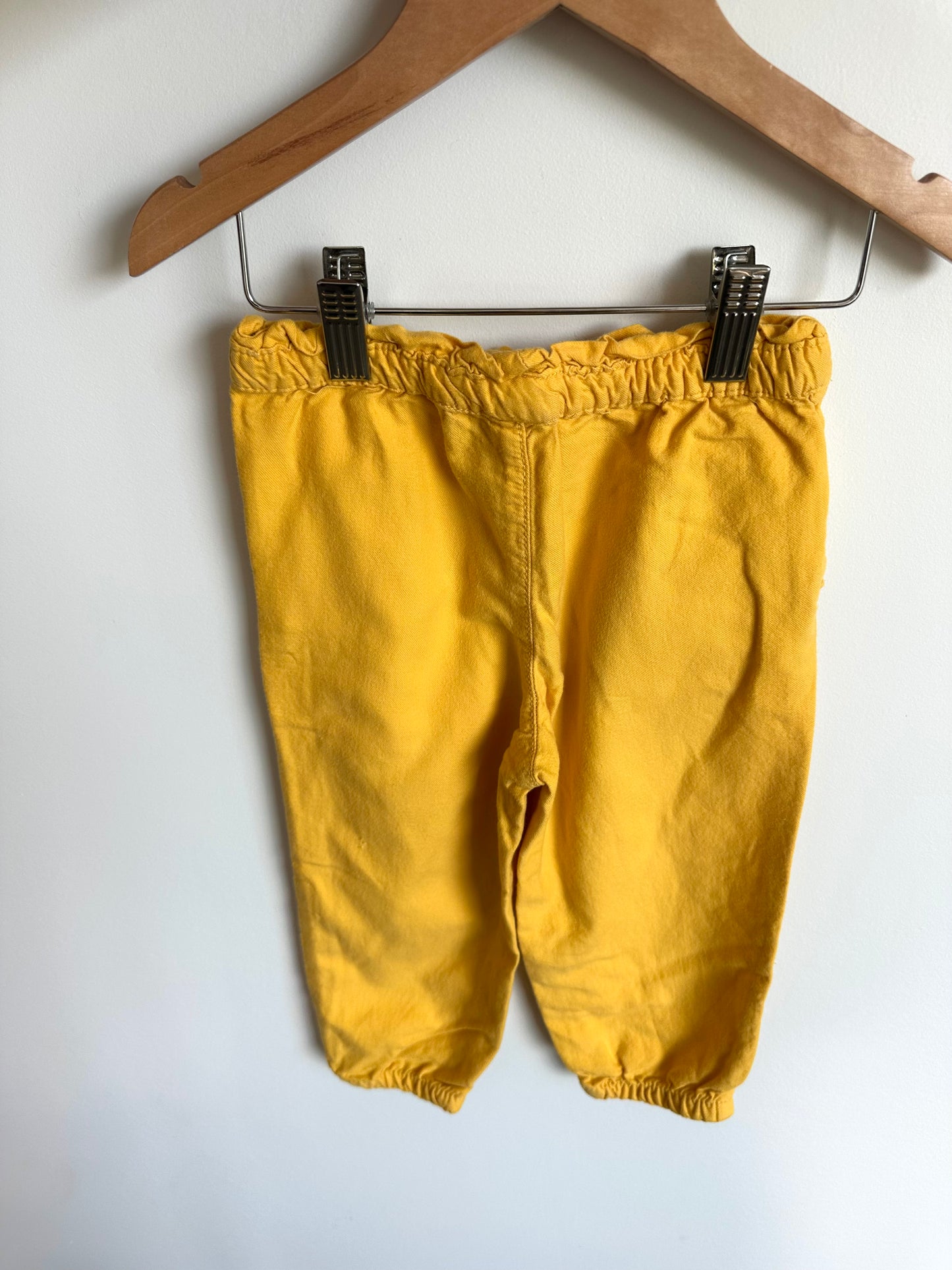 Yellow Tapered Pants / 24m
