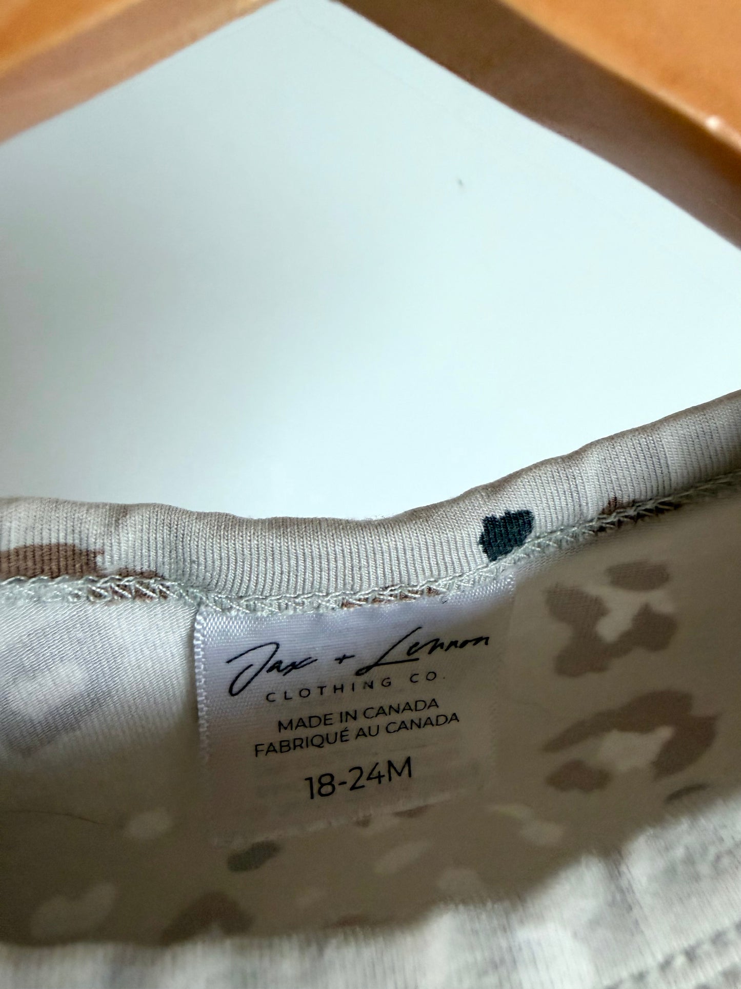 Jax + Lennon Bamboo Grey Animal Print T-shirt / 18-24m