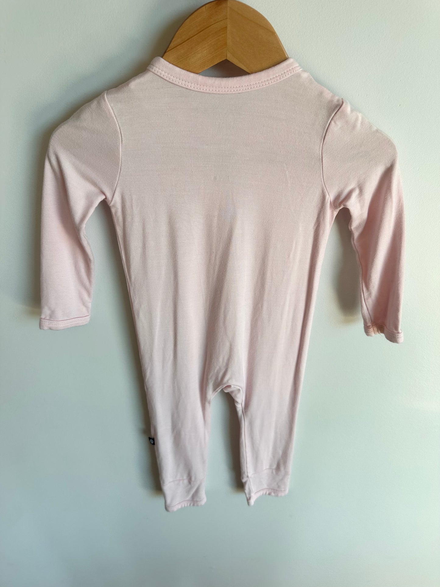 Kyte Soft Pink Jumpsuit or Sleeper / 12-18m