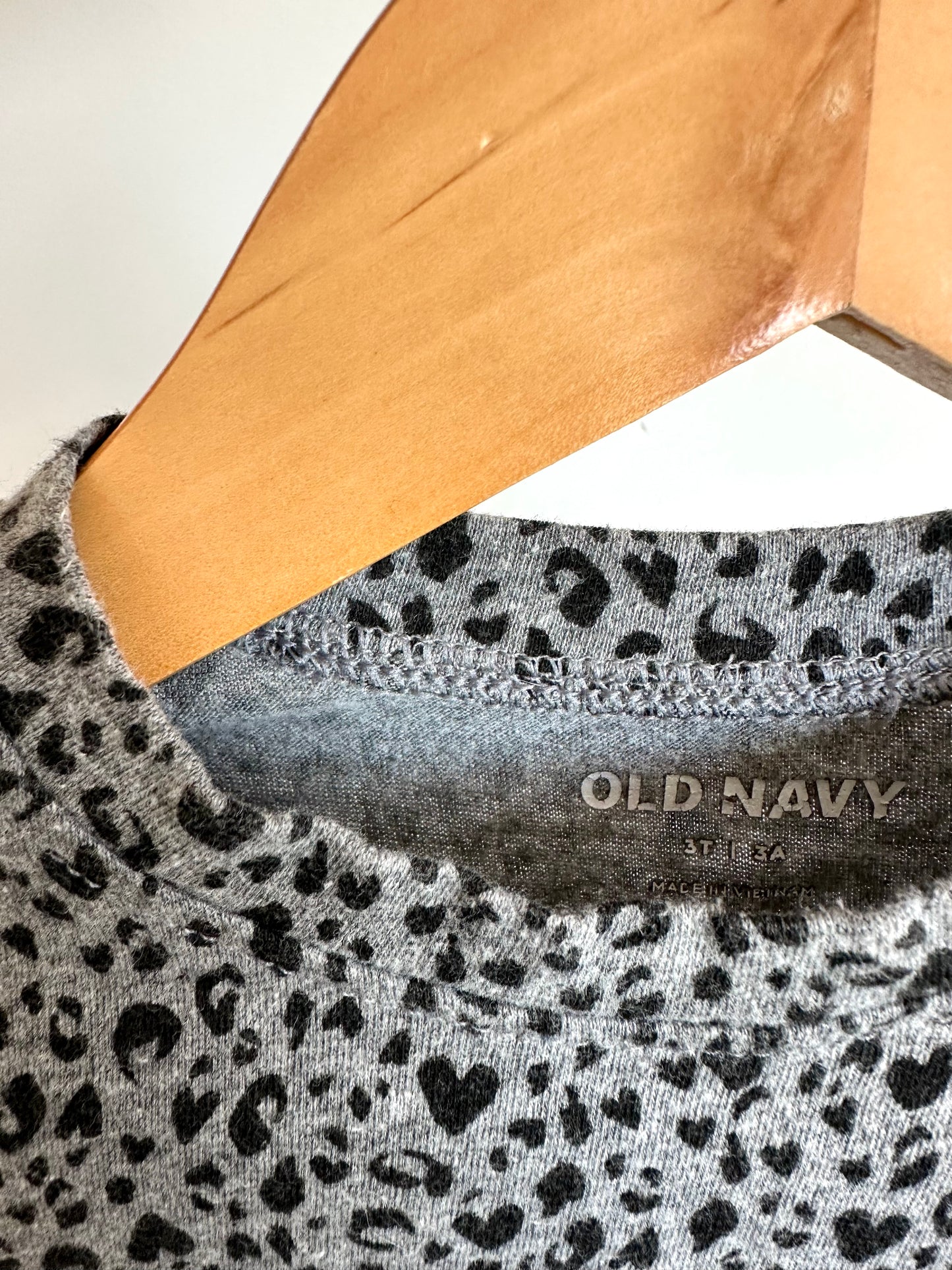 Heart Grey Animal Print Top / 3T
