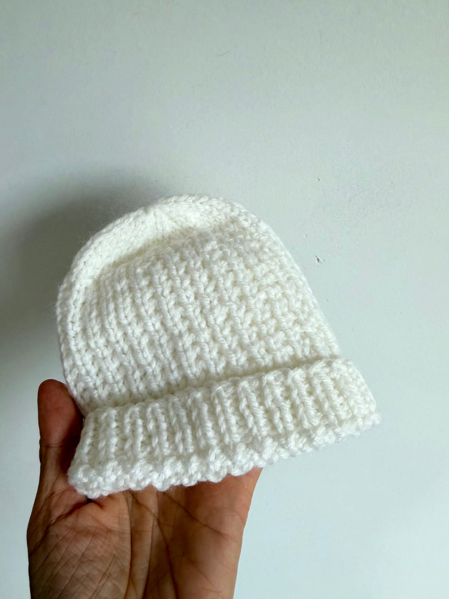 White Knit Toque / 0-3m