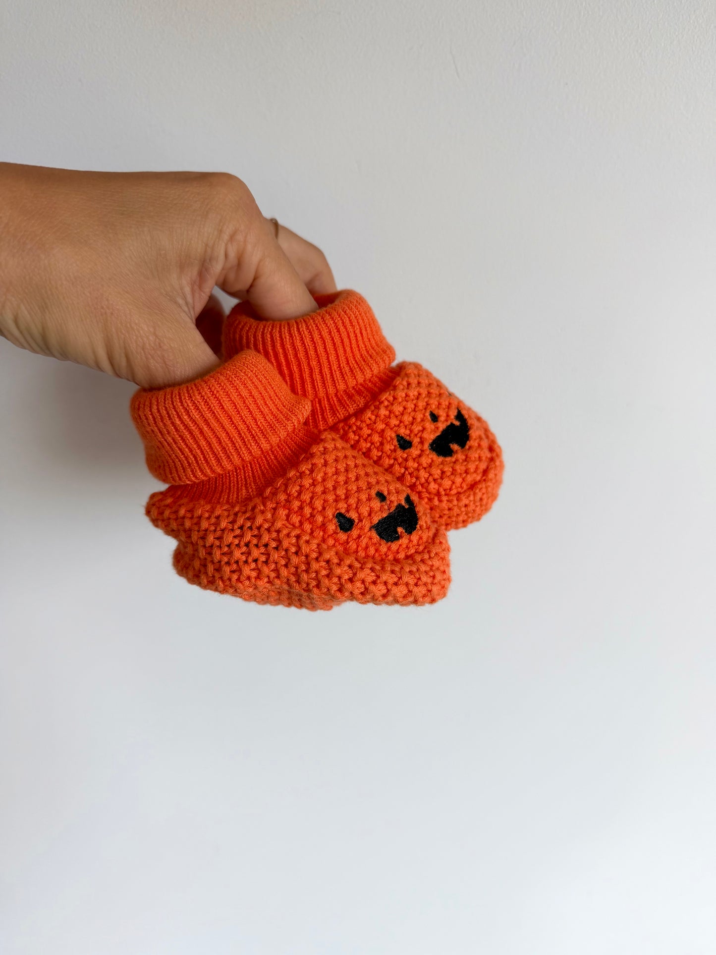 Orange Pumpkin Slippers / 0-3m?