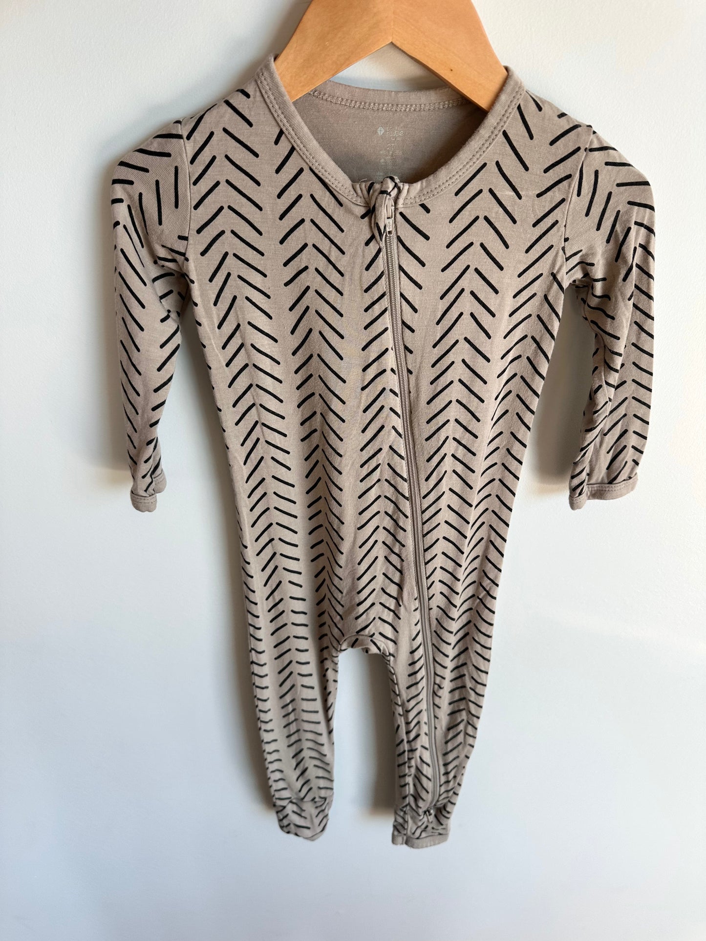 Kyte Herringbone Jumpsuit or Sleeper / 2T