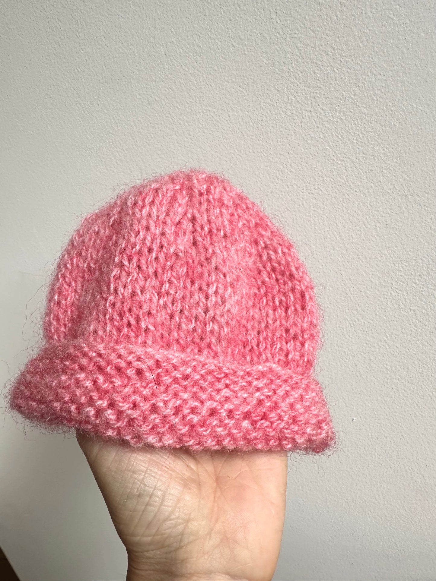 Handmade Knitted Pink Hat / 0-3m