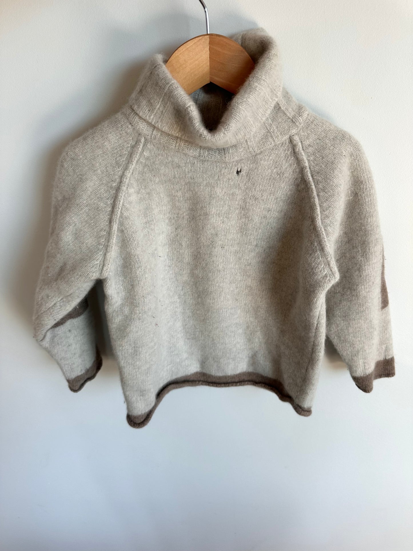 Barnum Cashmere and Merino Wool Sweater (PLAY) / 5 years