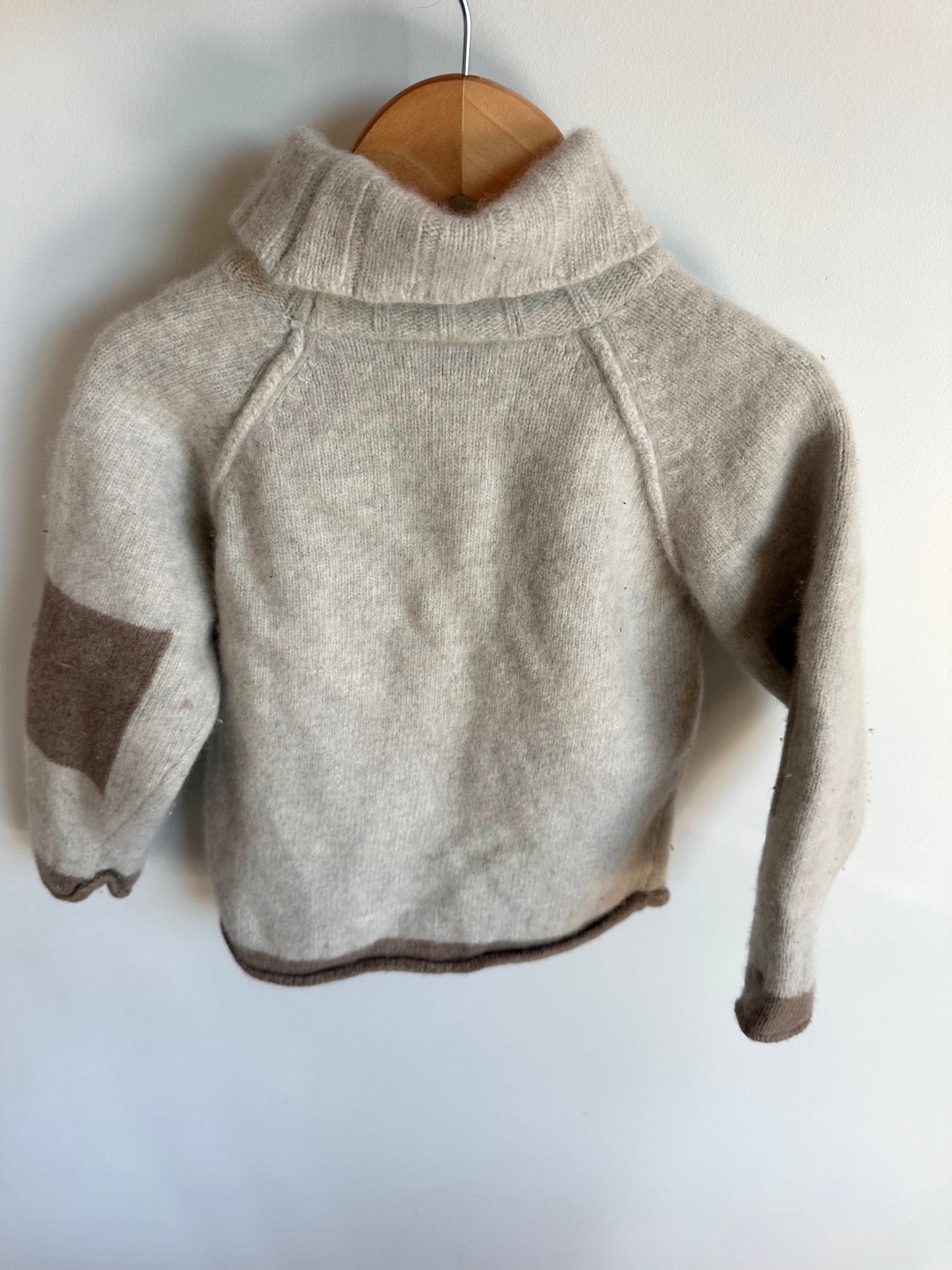 Barnum Cashmere and Merino Wool Sweater (PLAY) / 5 years