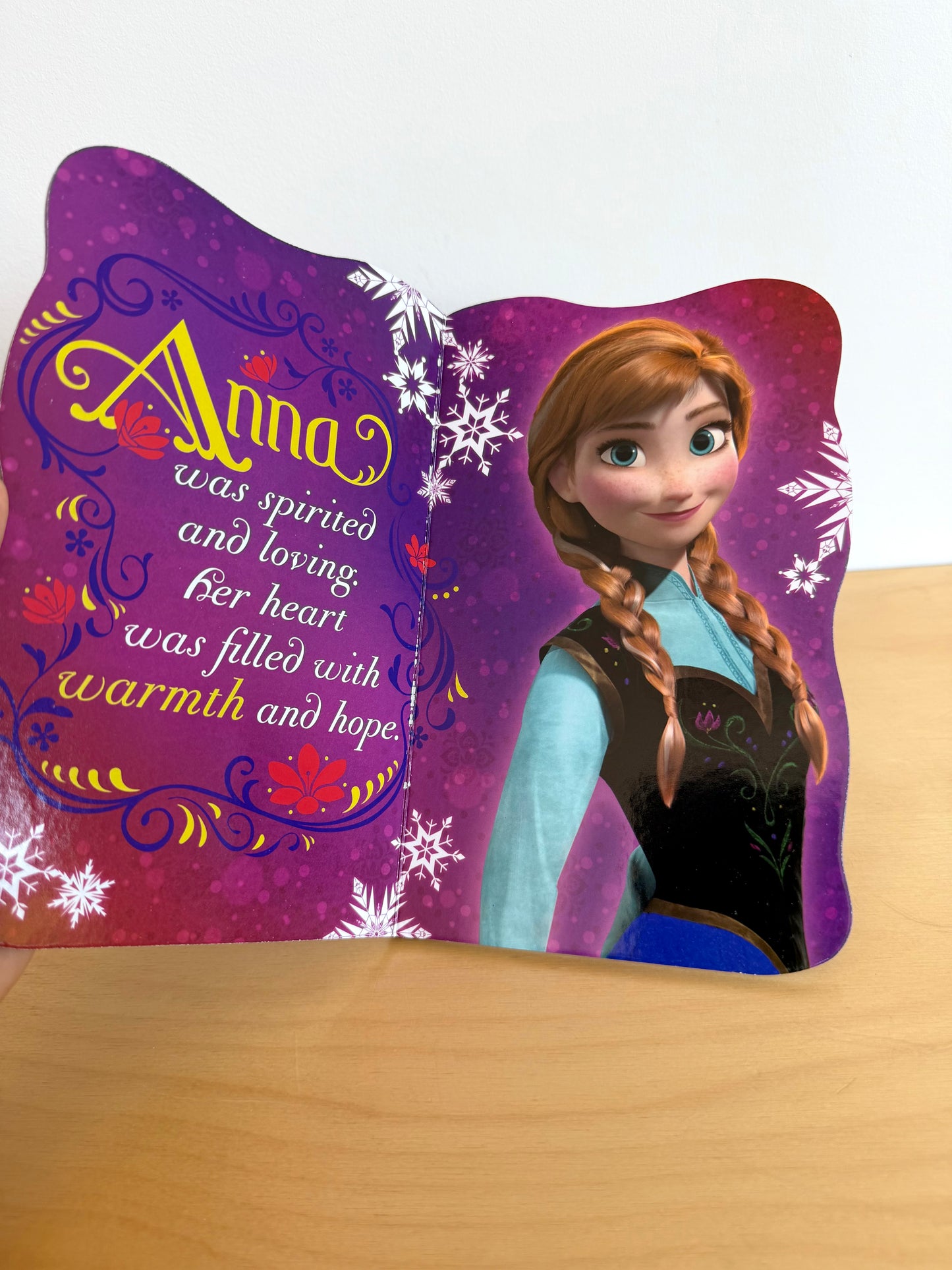 Land Of Snow and Ice Book / 0-2 years
