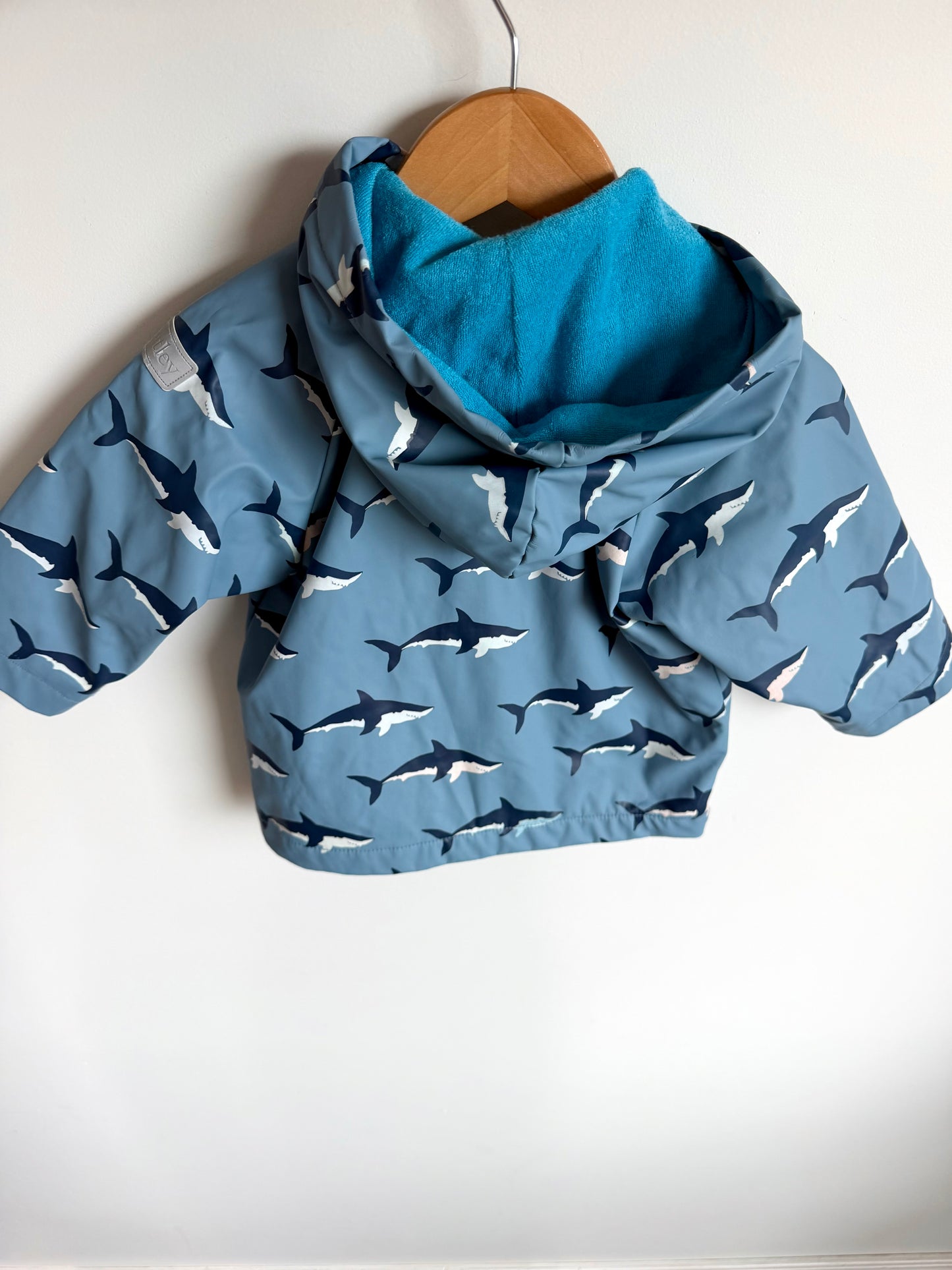 Hatley Colour Changing Blue Shark Rain Jacket / 12-18m