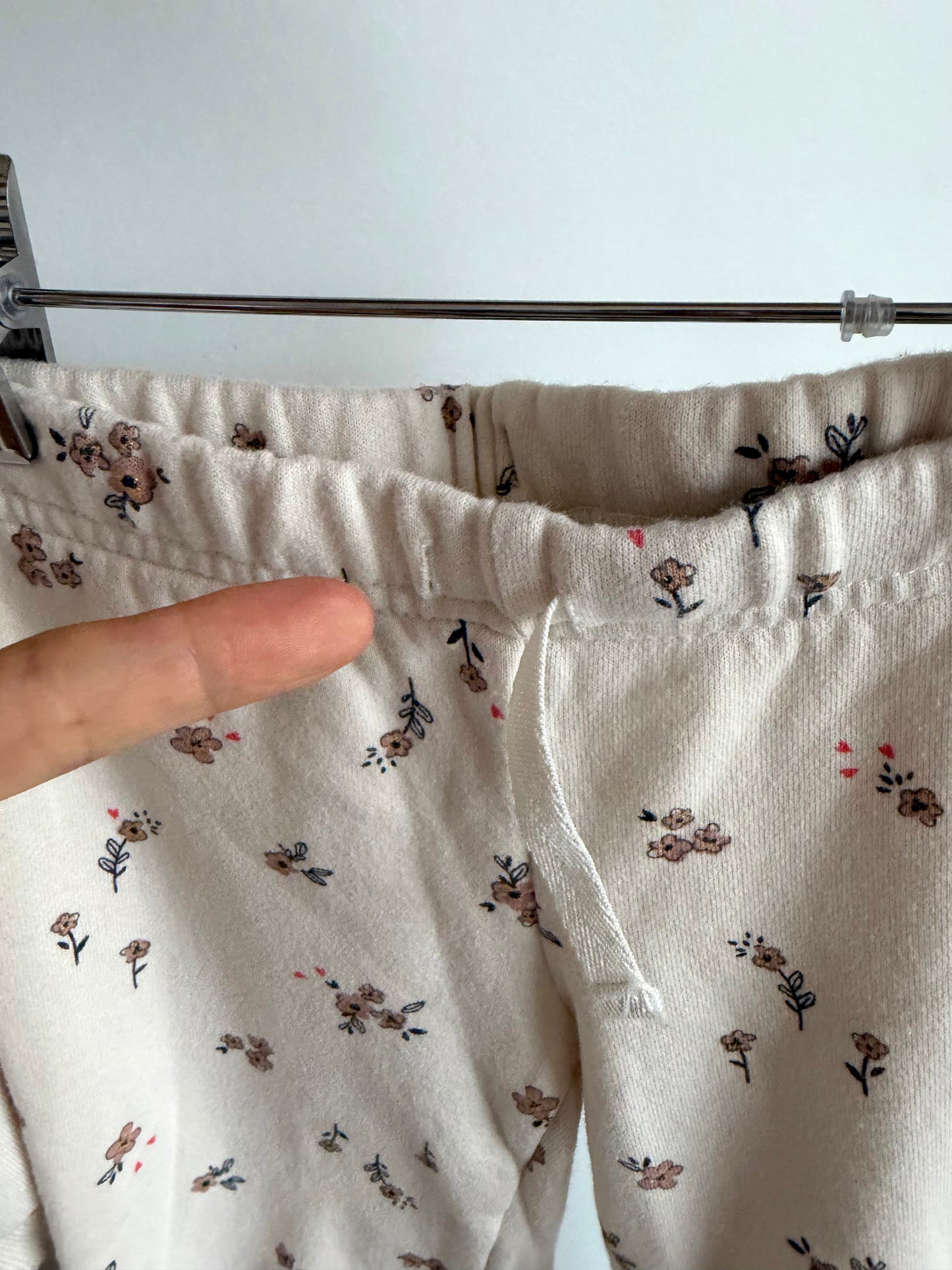 Floral Sweater + Tapered Pants Set (PLAY) / 3T (No Shipping)