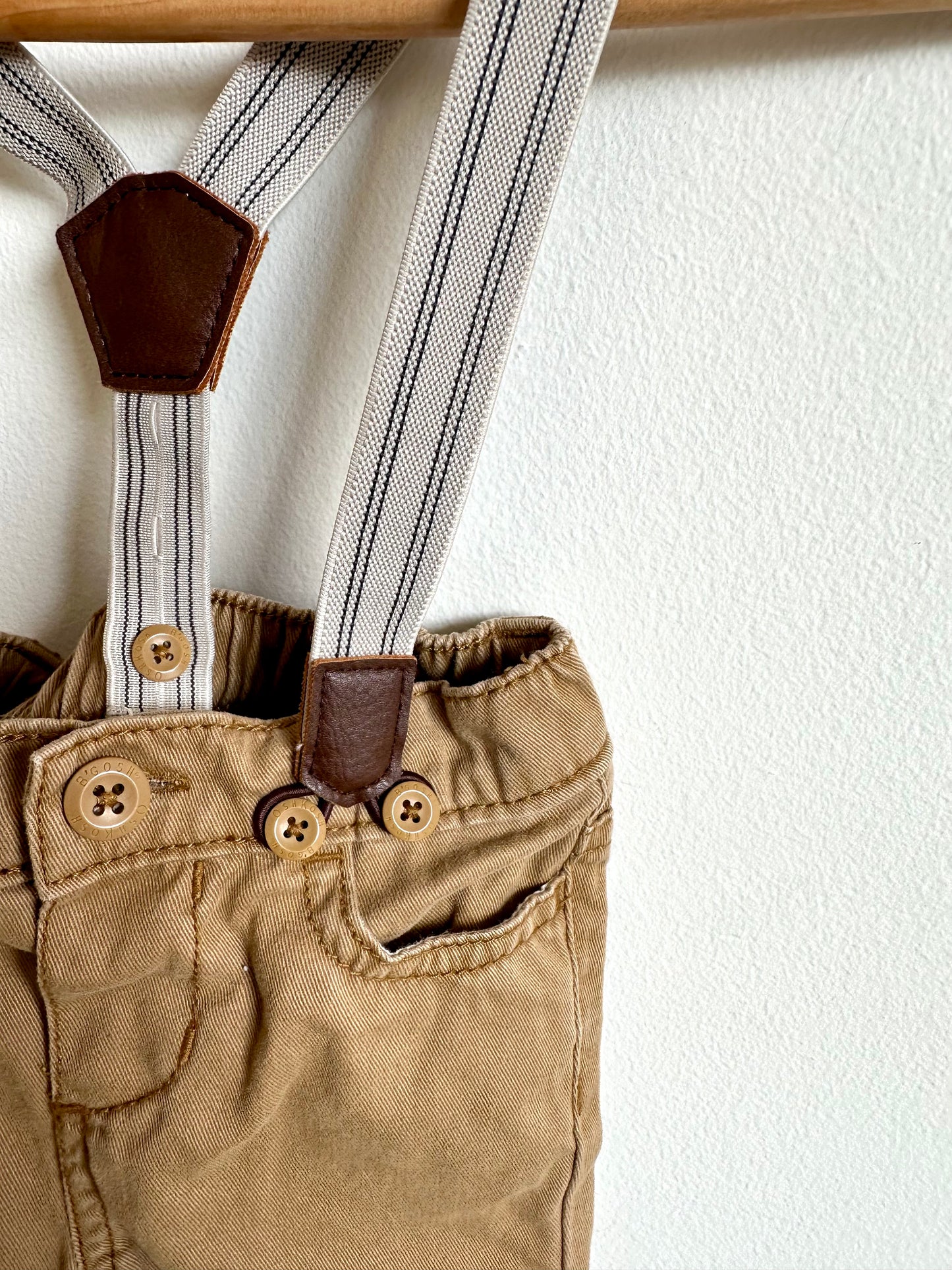 OshKosh Tan Pants with Suspenders / 6m