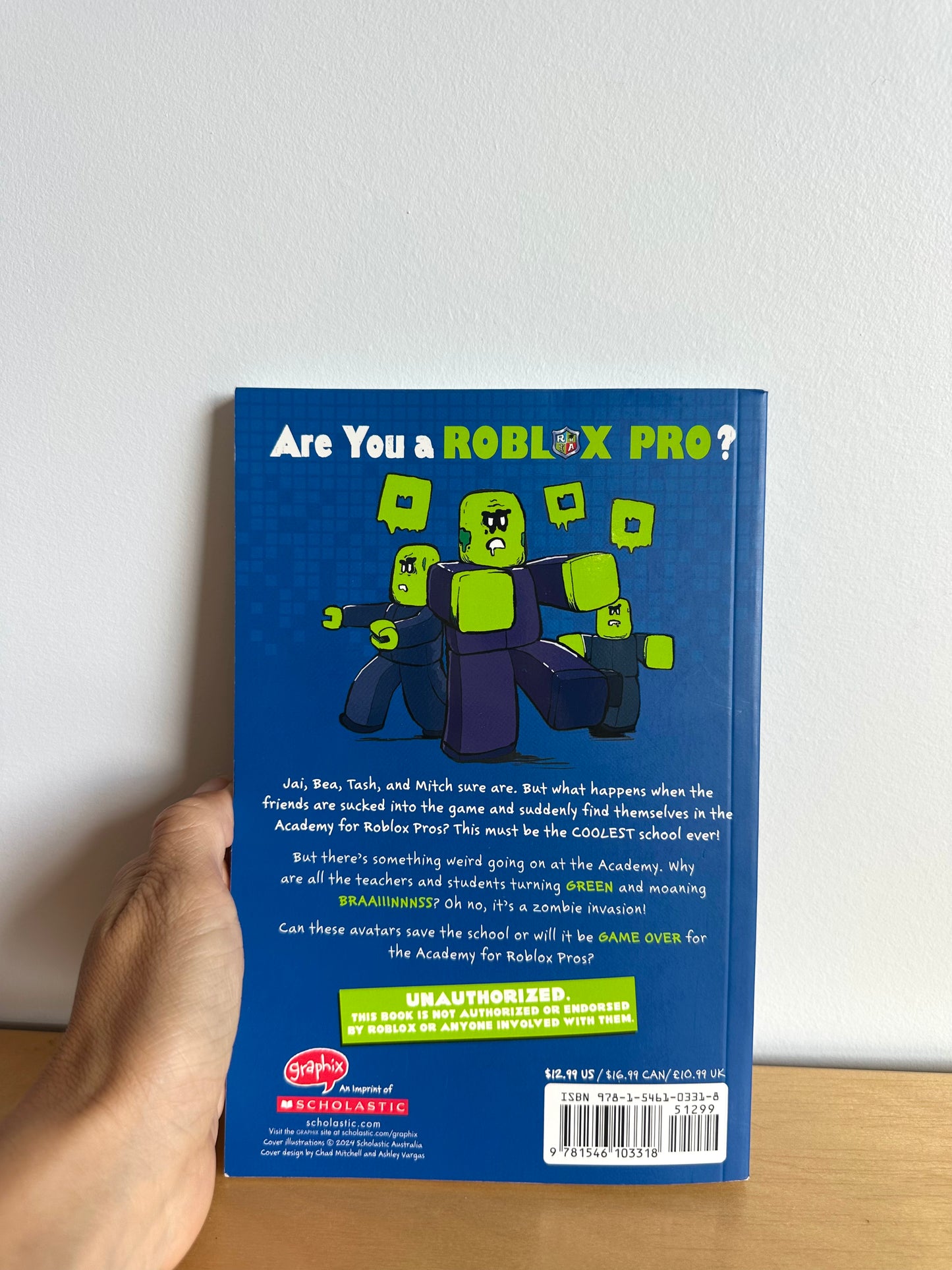 Academy for Roblox Pros Softcover -Book 1 / 8+ years