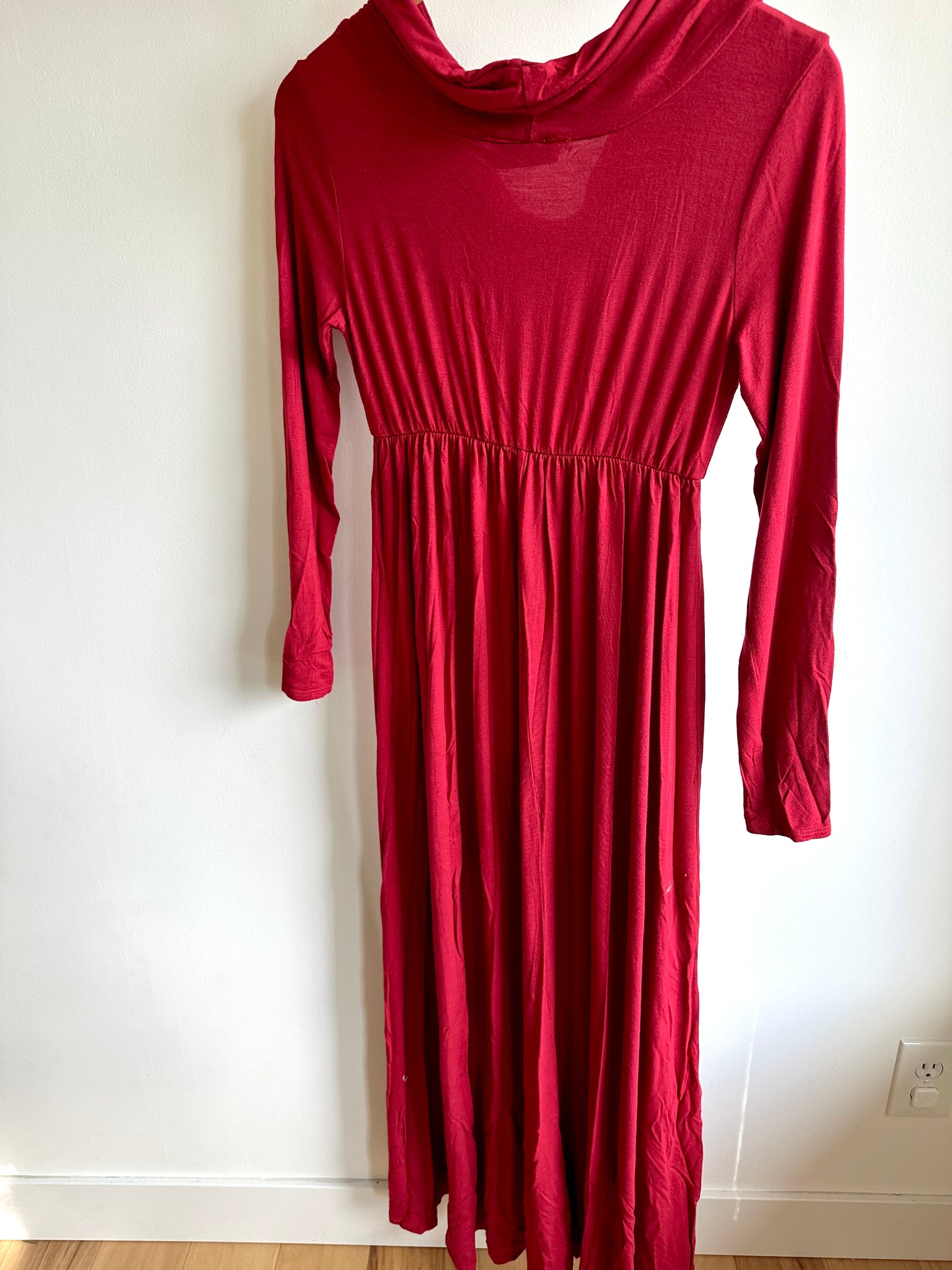 Crimson Floor Length Rayon Maternity Dress / Small