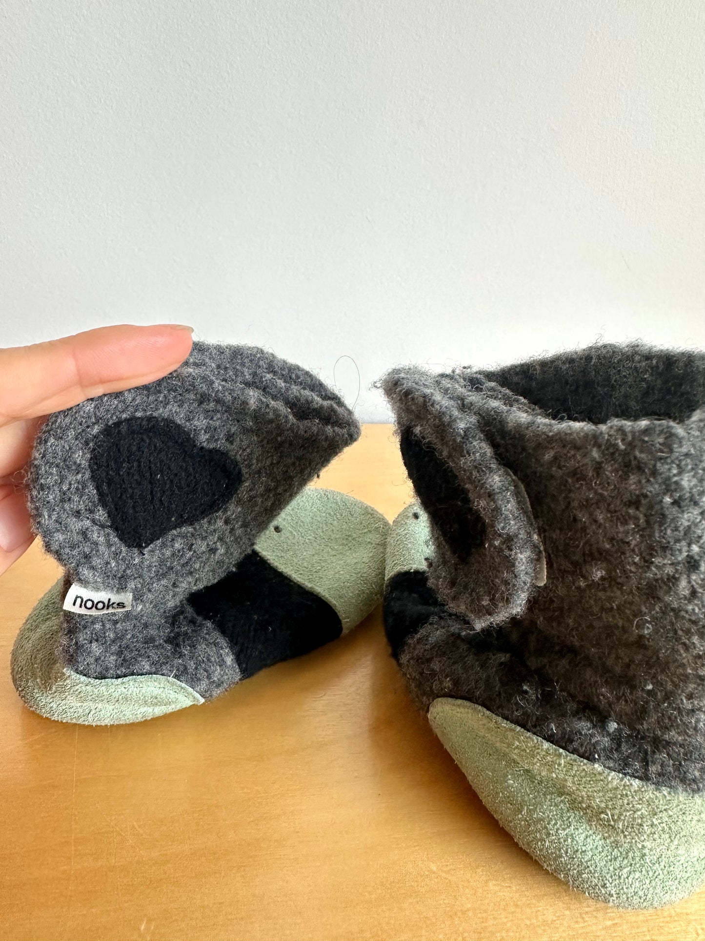 (HOLD) Nooks Mint Booties (PLAY) / Size 6 Toddler?