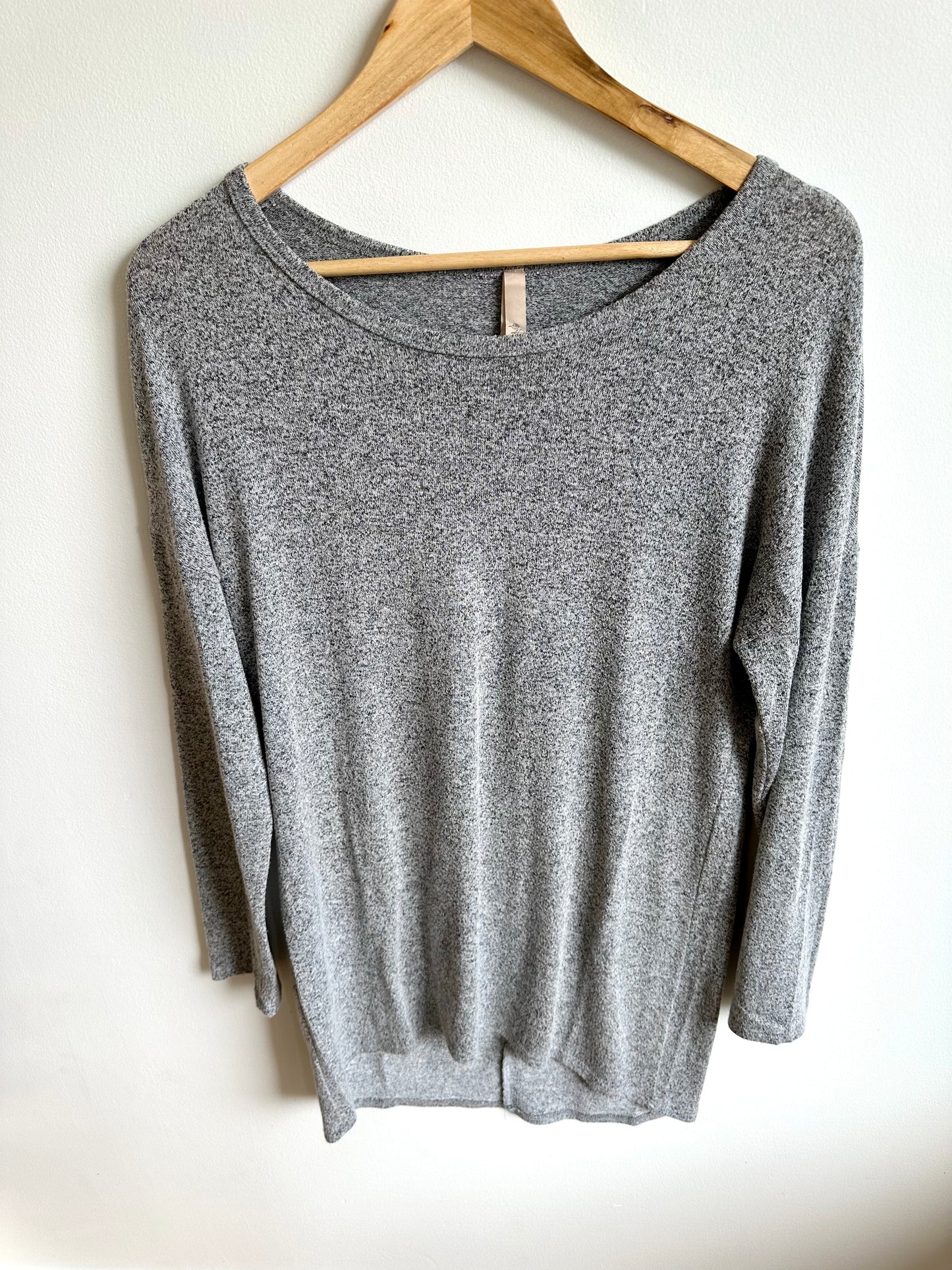 Grey Long Sleeve / Small