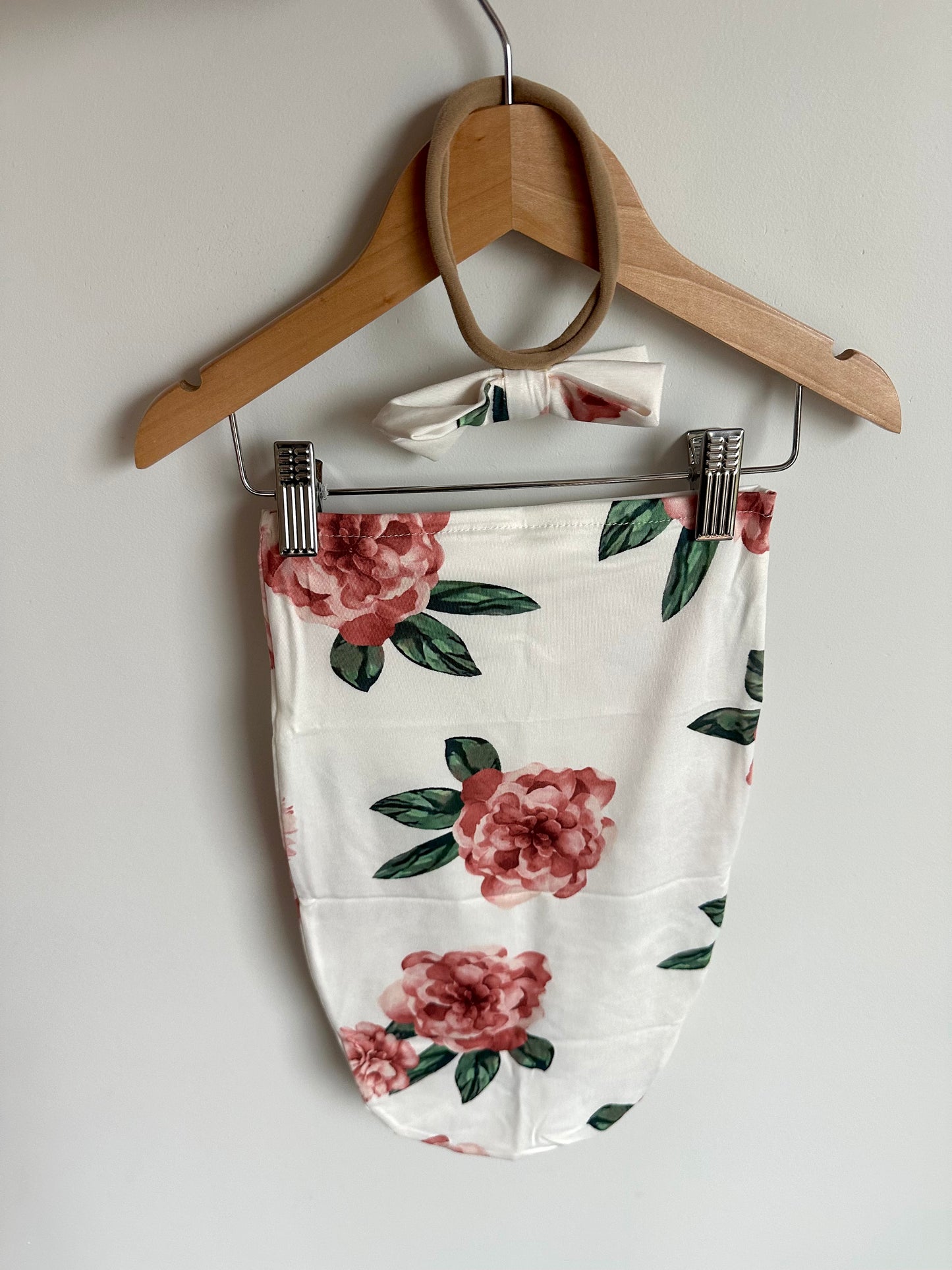 Rouge Swaddle Cocoon + Headband / 0-1m