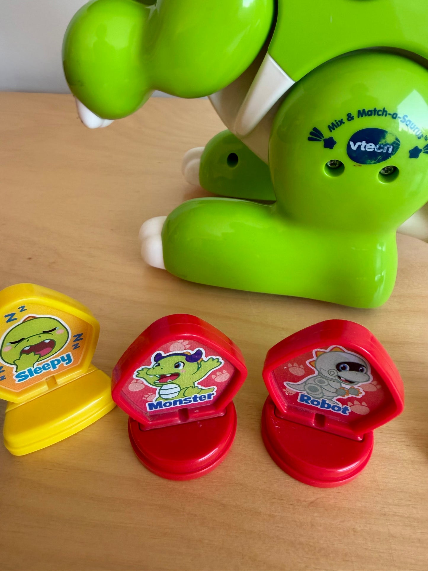 Mix & Match-a-Saurus Toy (No Shipping)