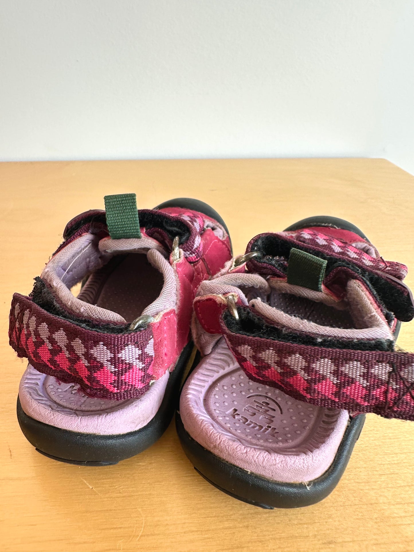 Kamik Purple Sandals / Size 6 Toddler