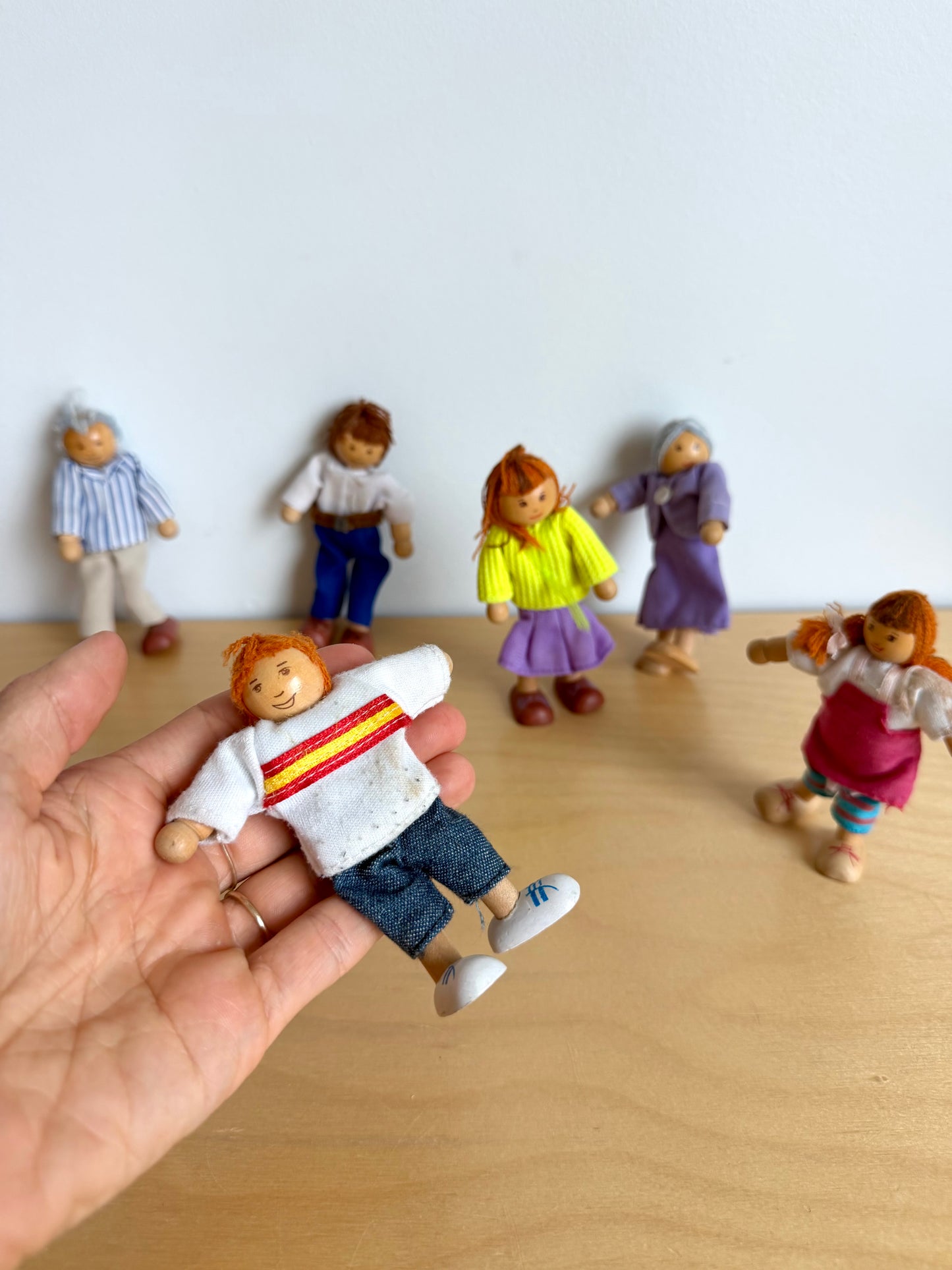 Bendable Wooden Mini Doll Toy Set