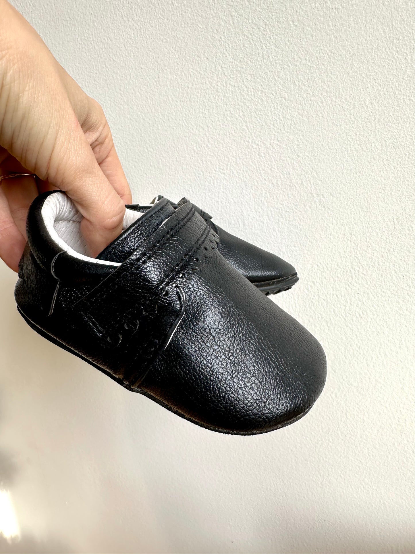 Jack & Lily Leather Shoes / 18-24m (size 6 Toddler)