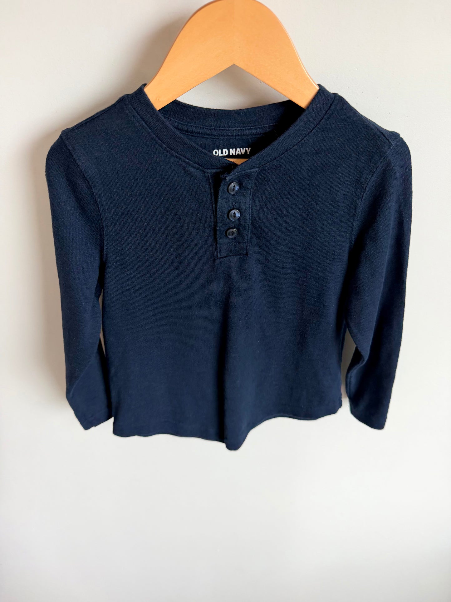 Navy 3 Button Long Sleeve Top / 4-5T