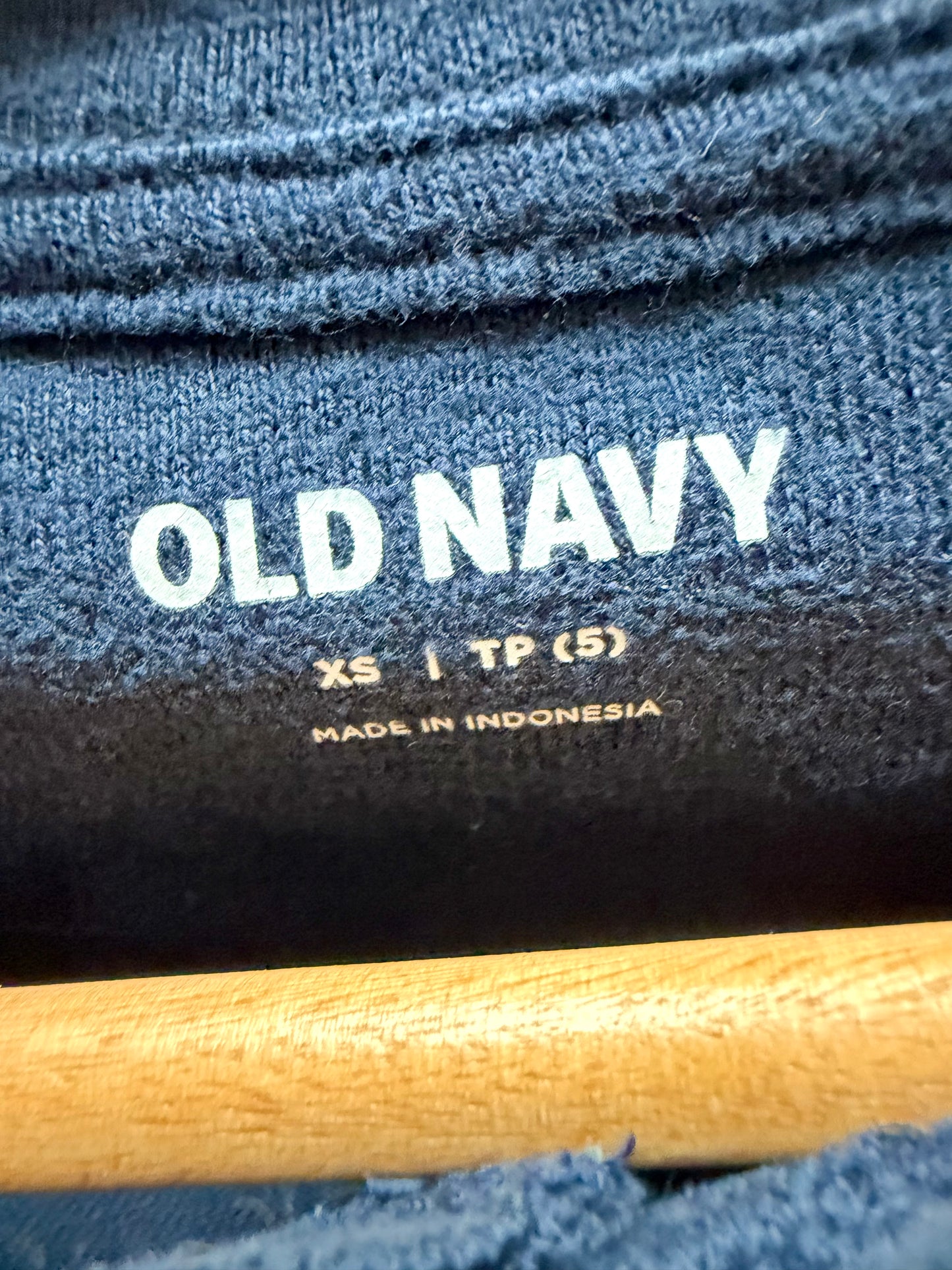 Navy 3 Button Long Sleeve Top / 4-5T