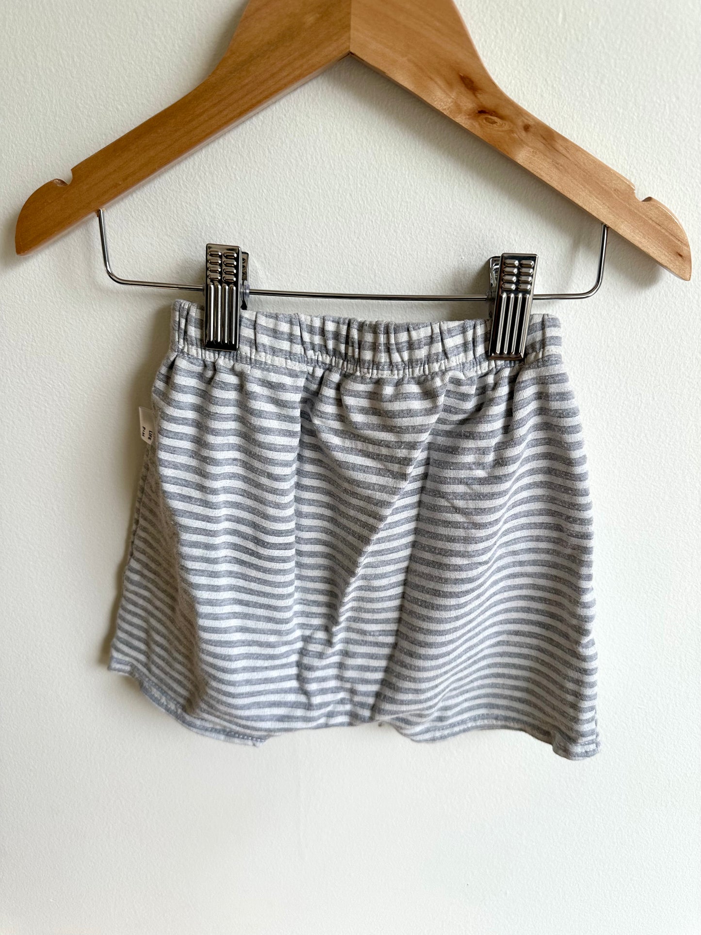 Striped Grey Shorts / 12-24m