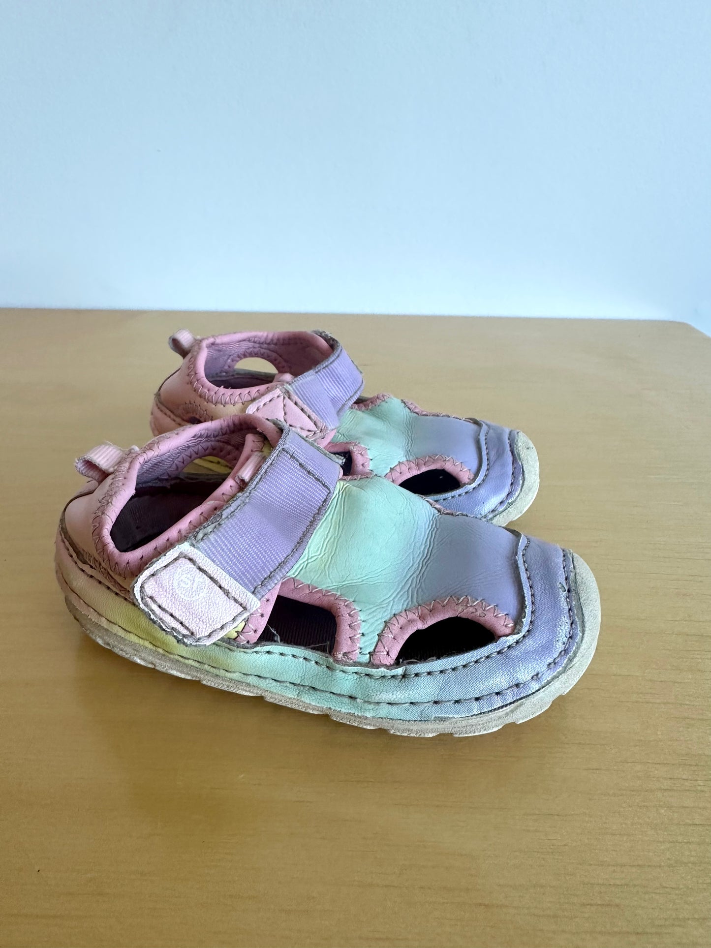 StrideRite Pastel Sandals / Size 4.5W Toddler