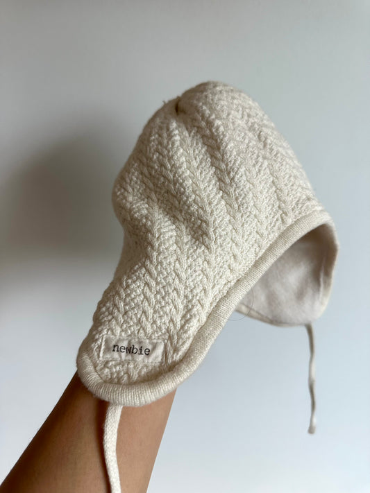 Newbie Cream Toque / 12-24m