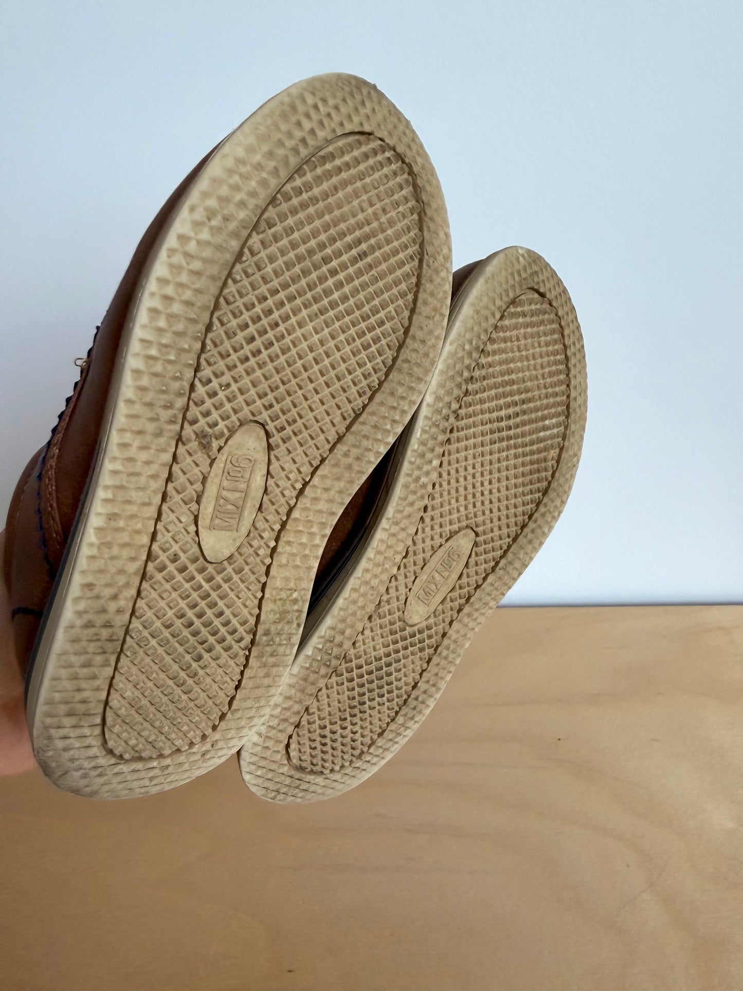Brown Elastic Laces Shoes / Size 9 Toddler