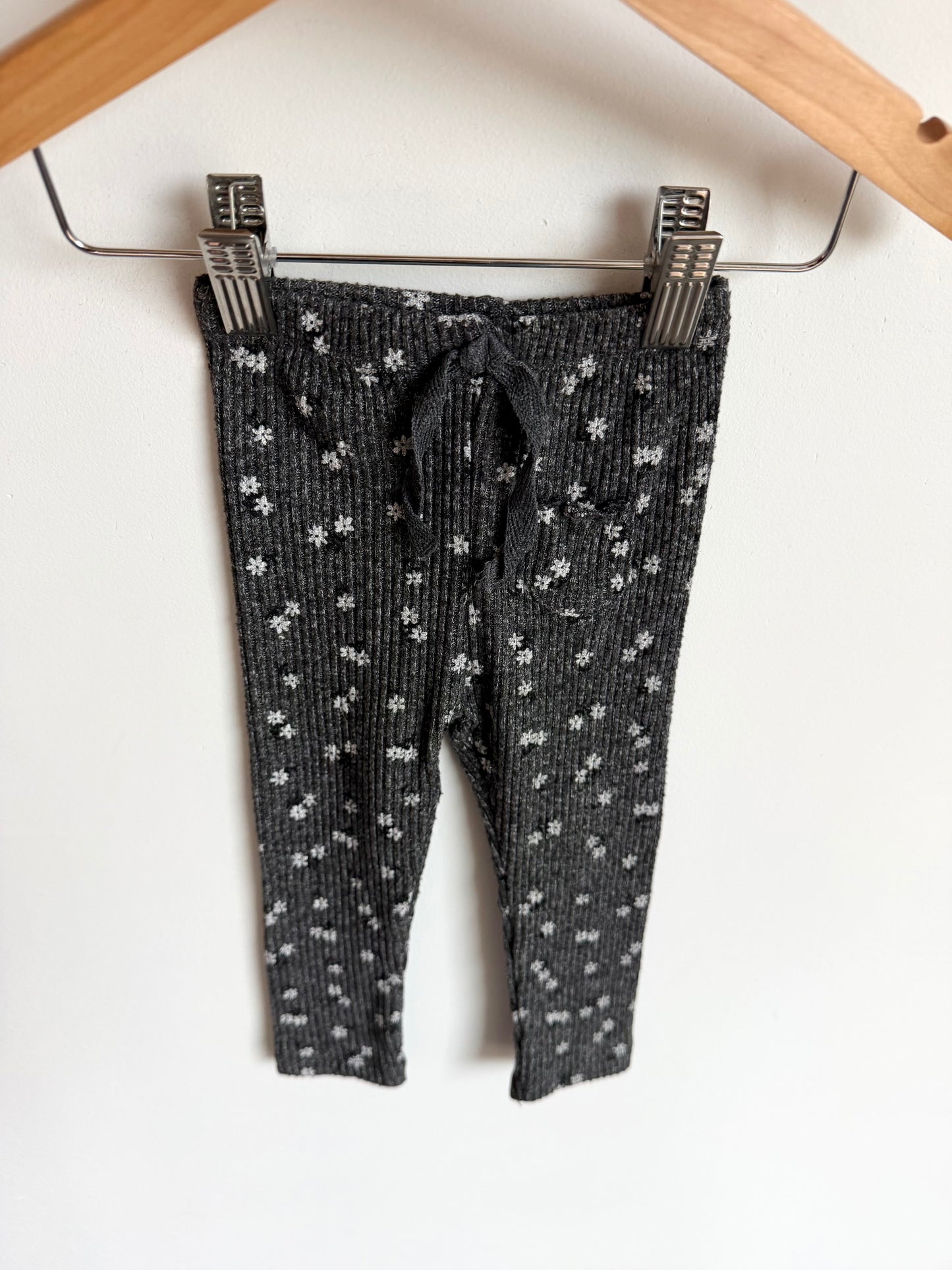 Zara Grey Floral Ribbed Pants / 9-12m