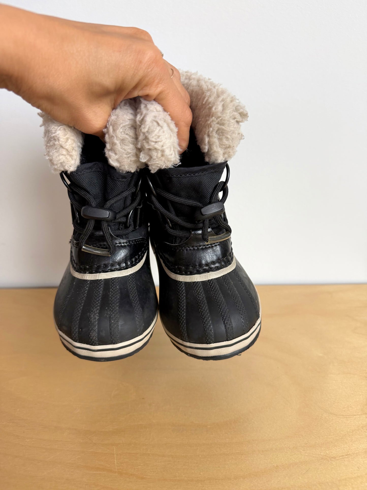 Sorel Waterproof Black Boots / Size 8 Toddler