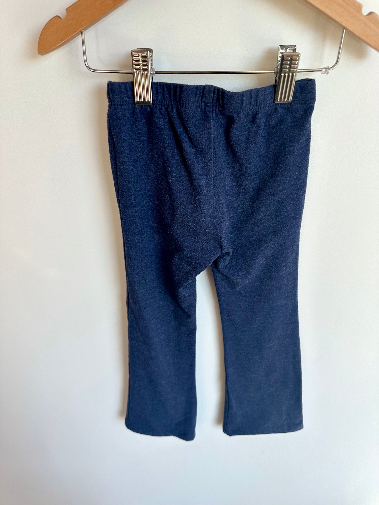 Flared Navy Pants / 4T (xs)