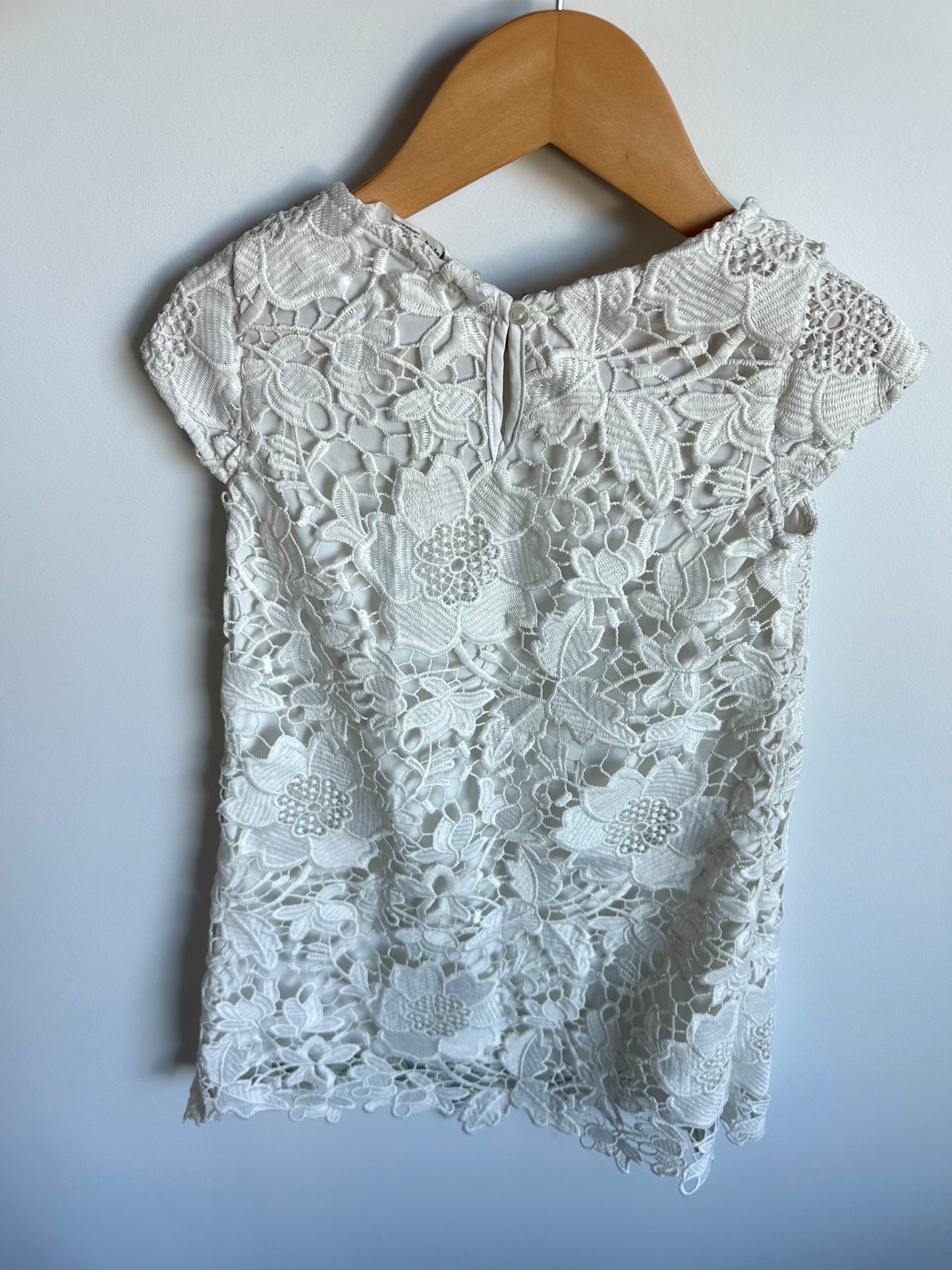 H&M White Doily Dress / 4-5 years